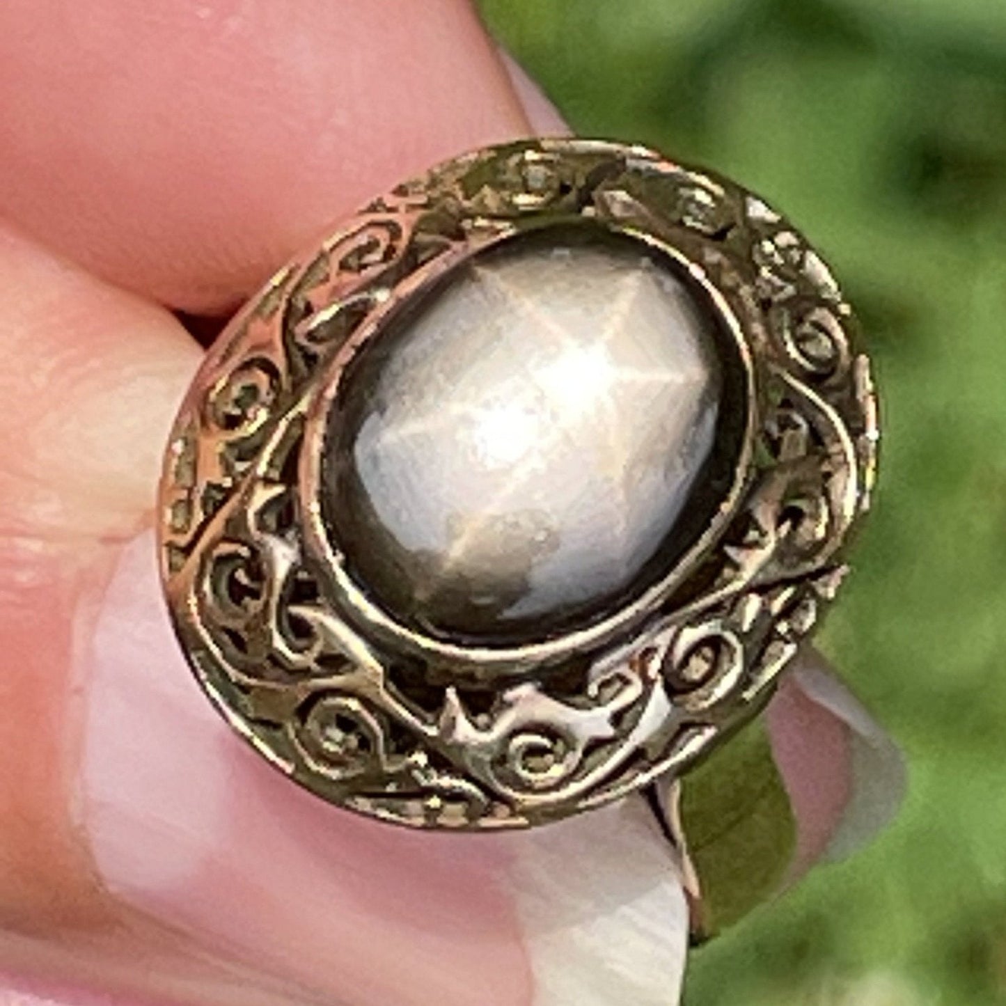 14k Yellow Rose Gold 5.5 Ct Black Star Sapphire Ring. Filigree **VIDEO**