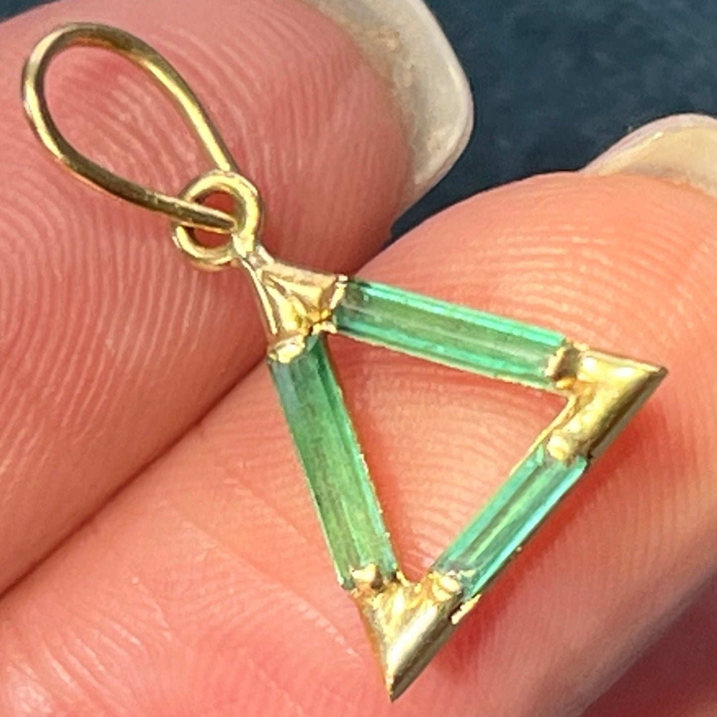18K Yellow Gold Columbian Emerald TRIANGLE Pendant