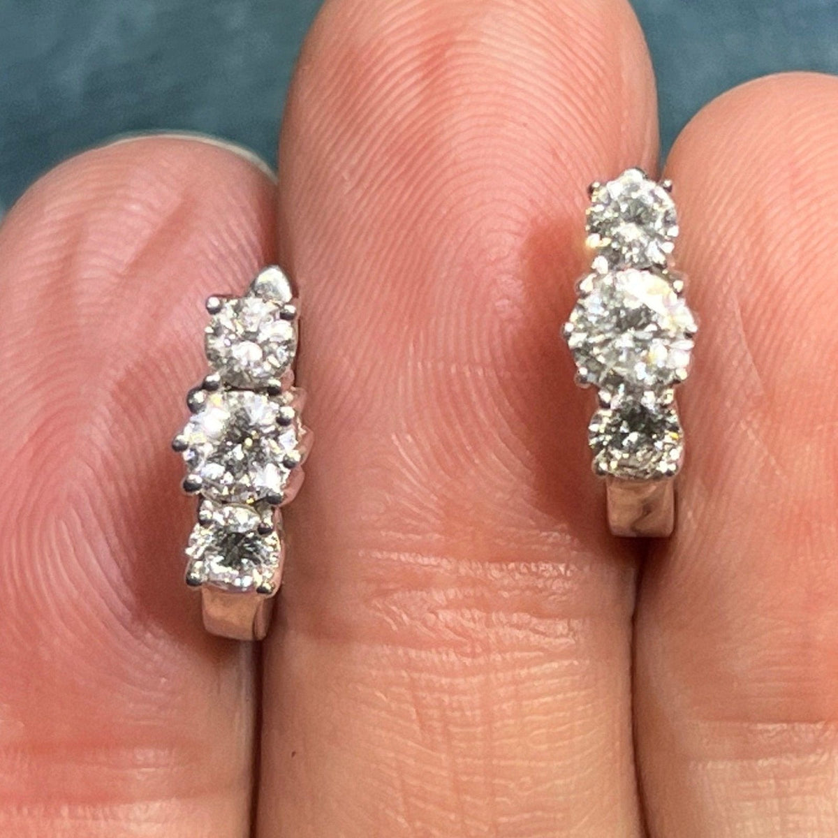 18k White Gold 1.0 TCW Diamond Huggies Hoop Earrings. Famous Designer