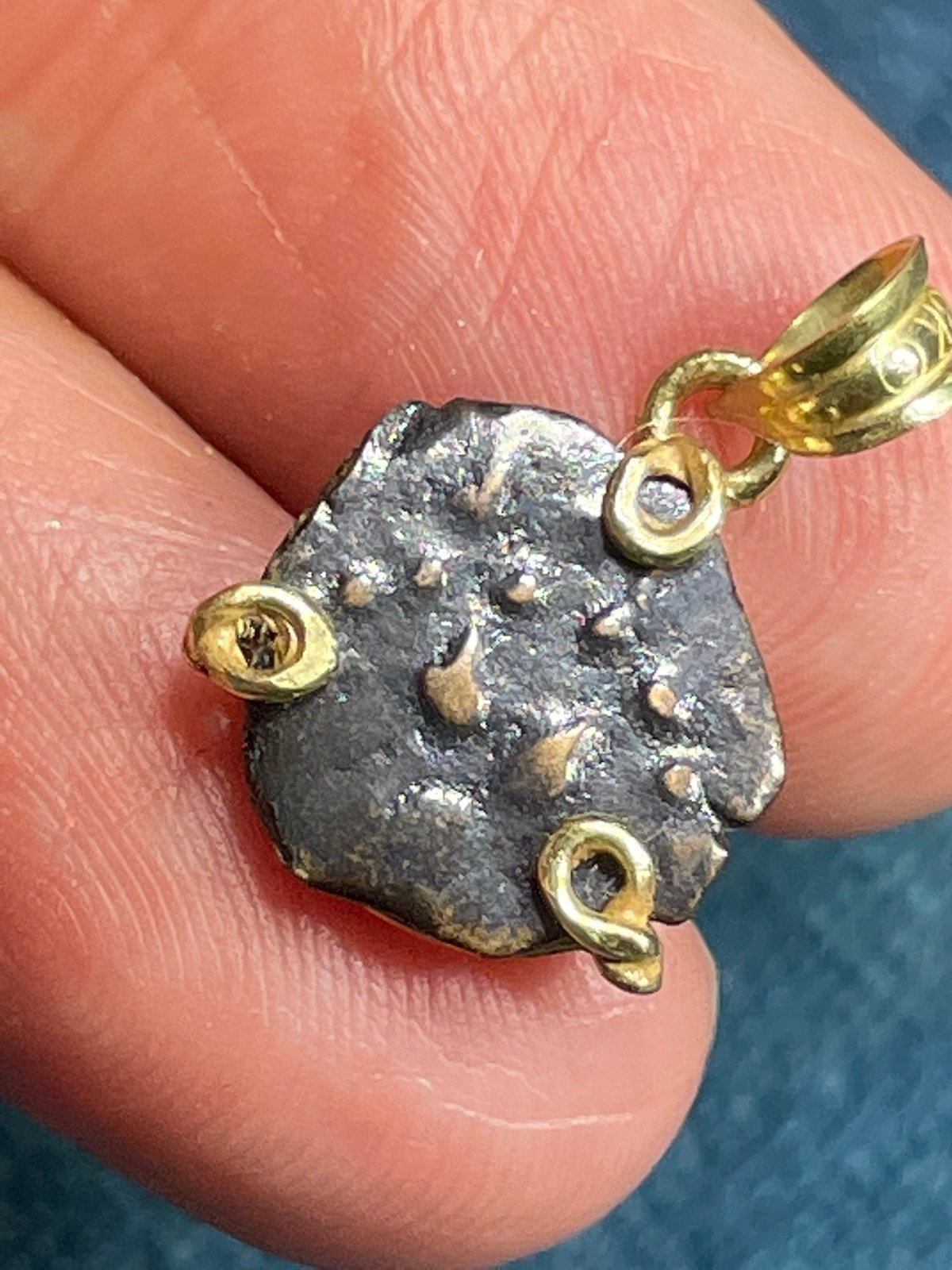18k Yellow Gold "Widow's Mite" Coin Pendant. Generosity in Poverty. TINY!