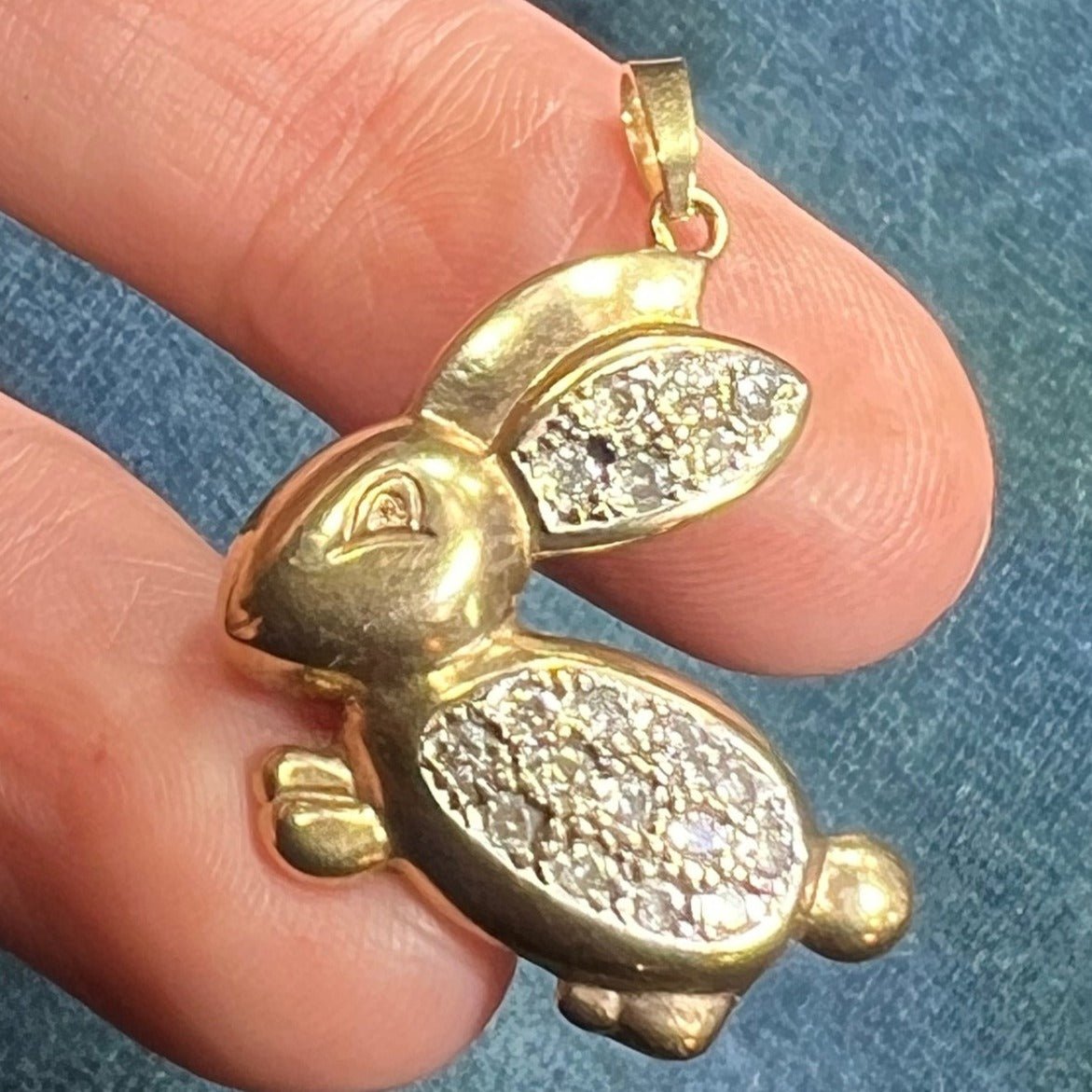 9k Yellow Gold Hoppy Bunny Rabbit Pendant w Pave Diamond Belly. 1"