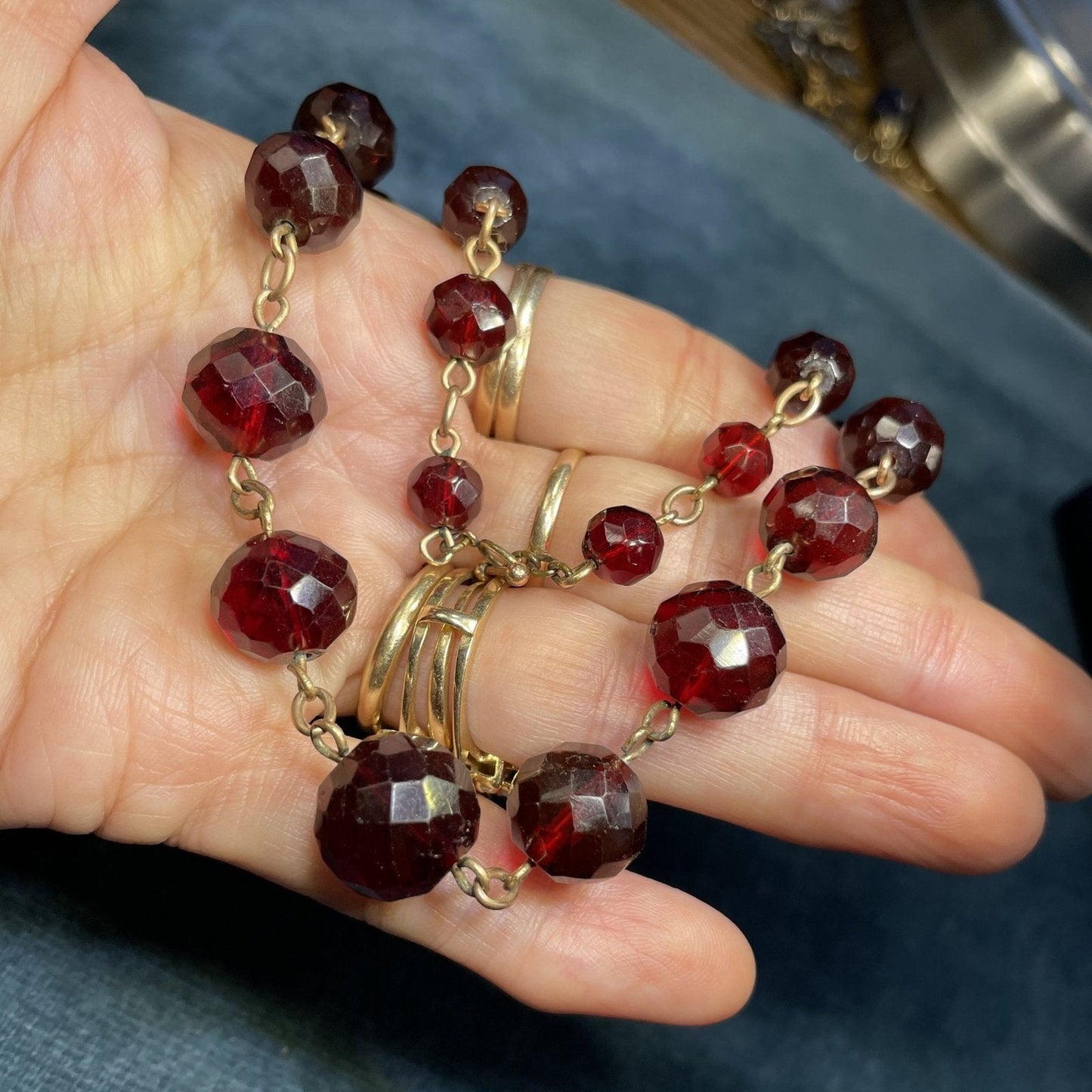 Cherry Bakelite 1930s Brass By-The-Yard Deco Chain Necklace. 33g