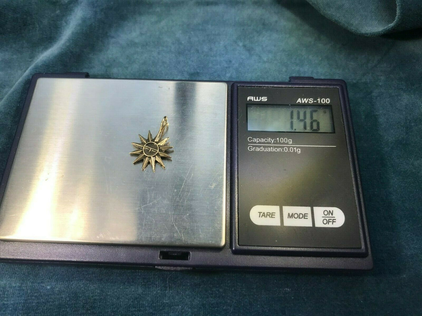 SG MERMAID 10k Yellow Gold Aztec Sun Pendant. Sun-Face. Small-K8L7J