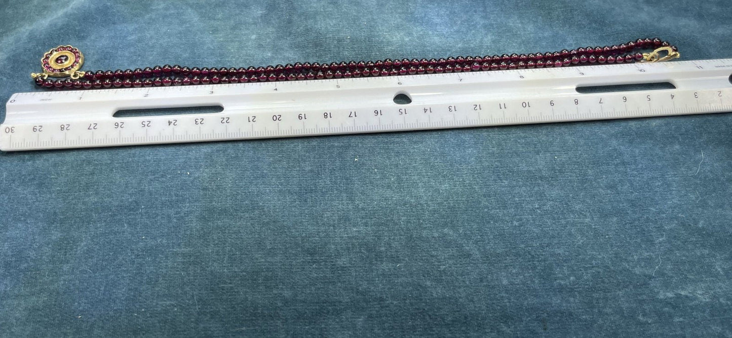 Yuval Michal Yam Signed 14k Cabochon Garnet Medallion & Bead Necklace