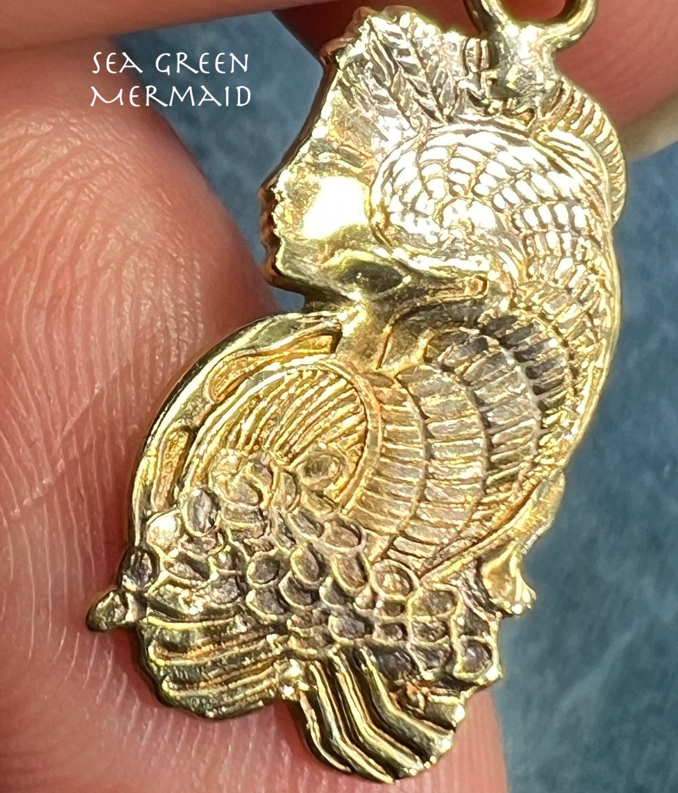 10k 2-Tone Gold Hawaiian Goddess of Sea Namaka-o-Kaha'i Pendant