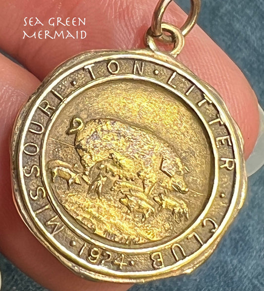 10k Gold 1924 Largest PIGLET Litter Award Disk Pendant. Mama + Piggies