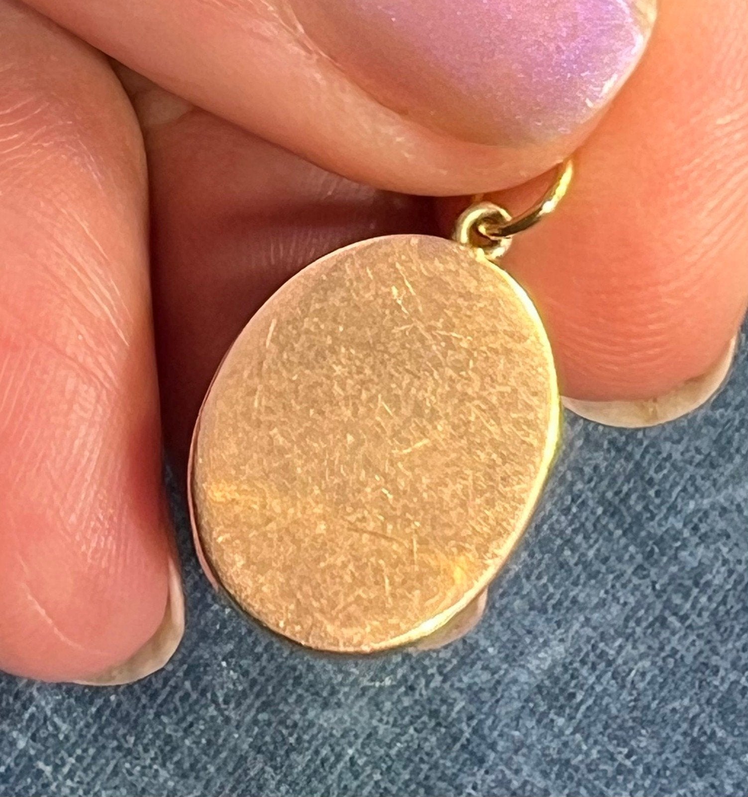 10k Gold 3-D Hound Dog Beagle Carved Cameo Pendant. Rare