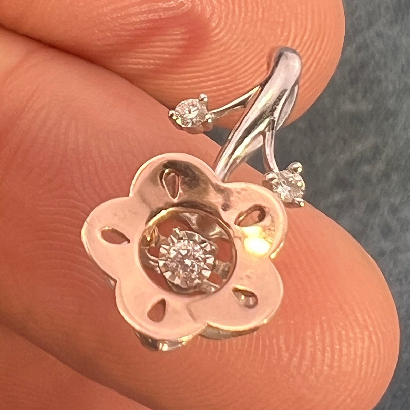 10k Gold + 925 Rose Flower Pendant w Dancing Diamonds