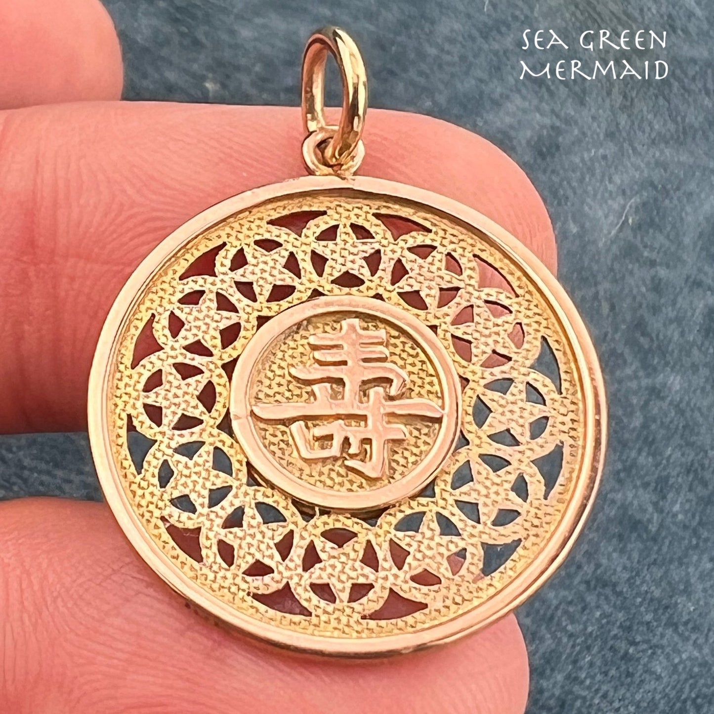 10k Gold Asian Happiness + Long Life Symbol Disk Pendant. Reversible