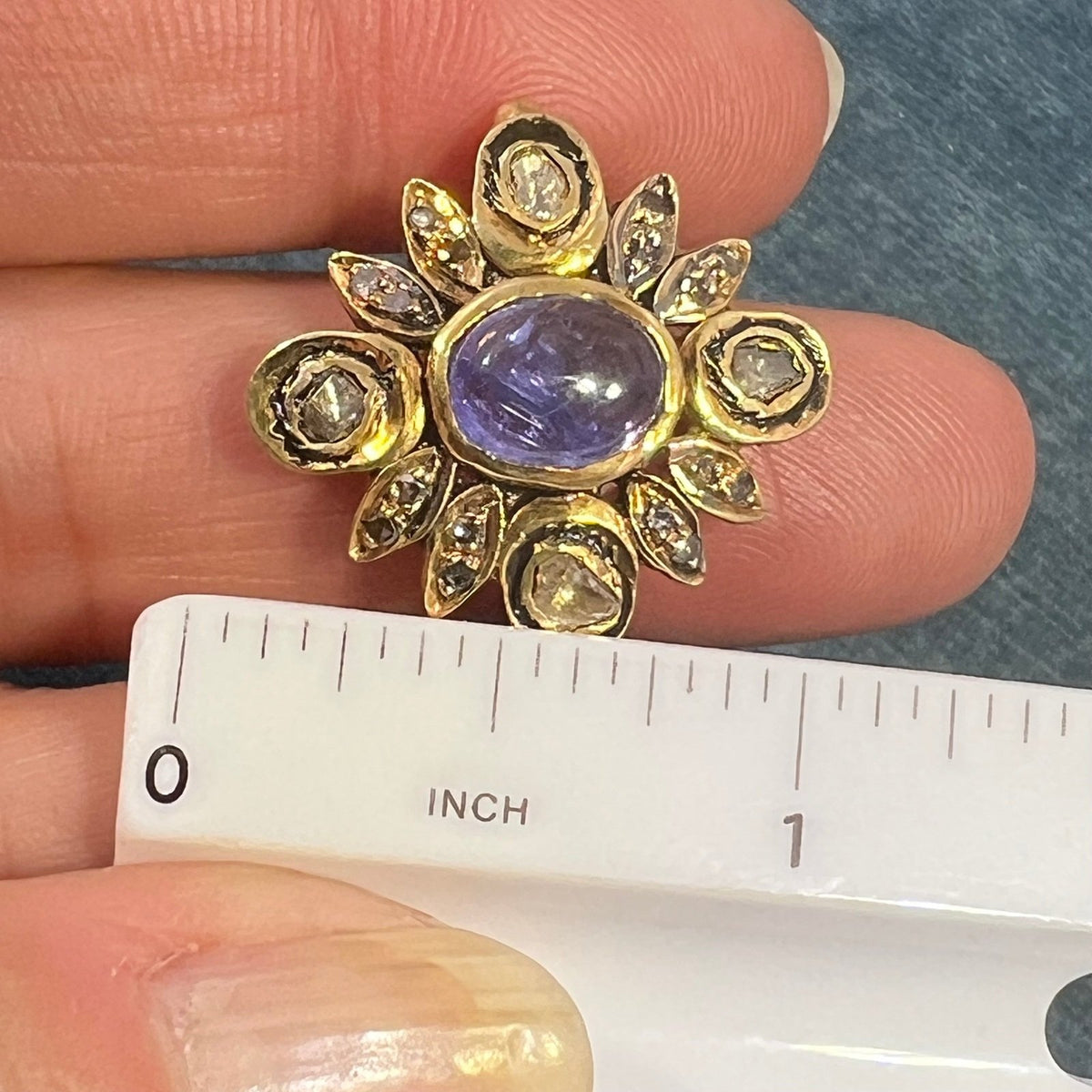 10k Gold Cabochon Tanzanite Ring w Hand-Cut Diamonds. 1" + 6.6g *Video*