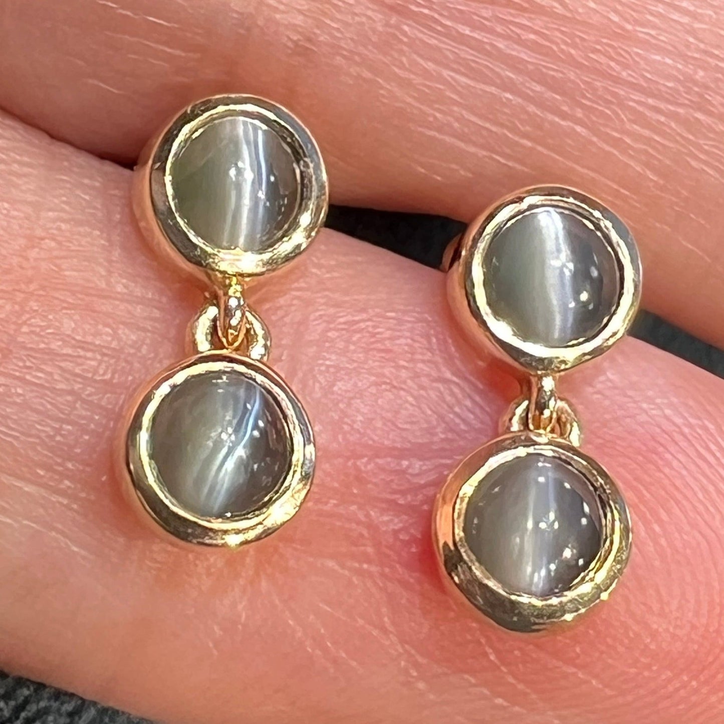 10k Gold Cats Eye Chrysoberyl Dangle Earrings. Tiny! *Video*