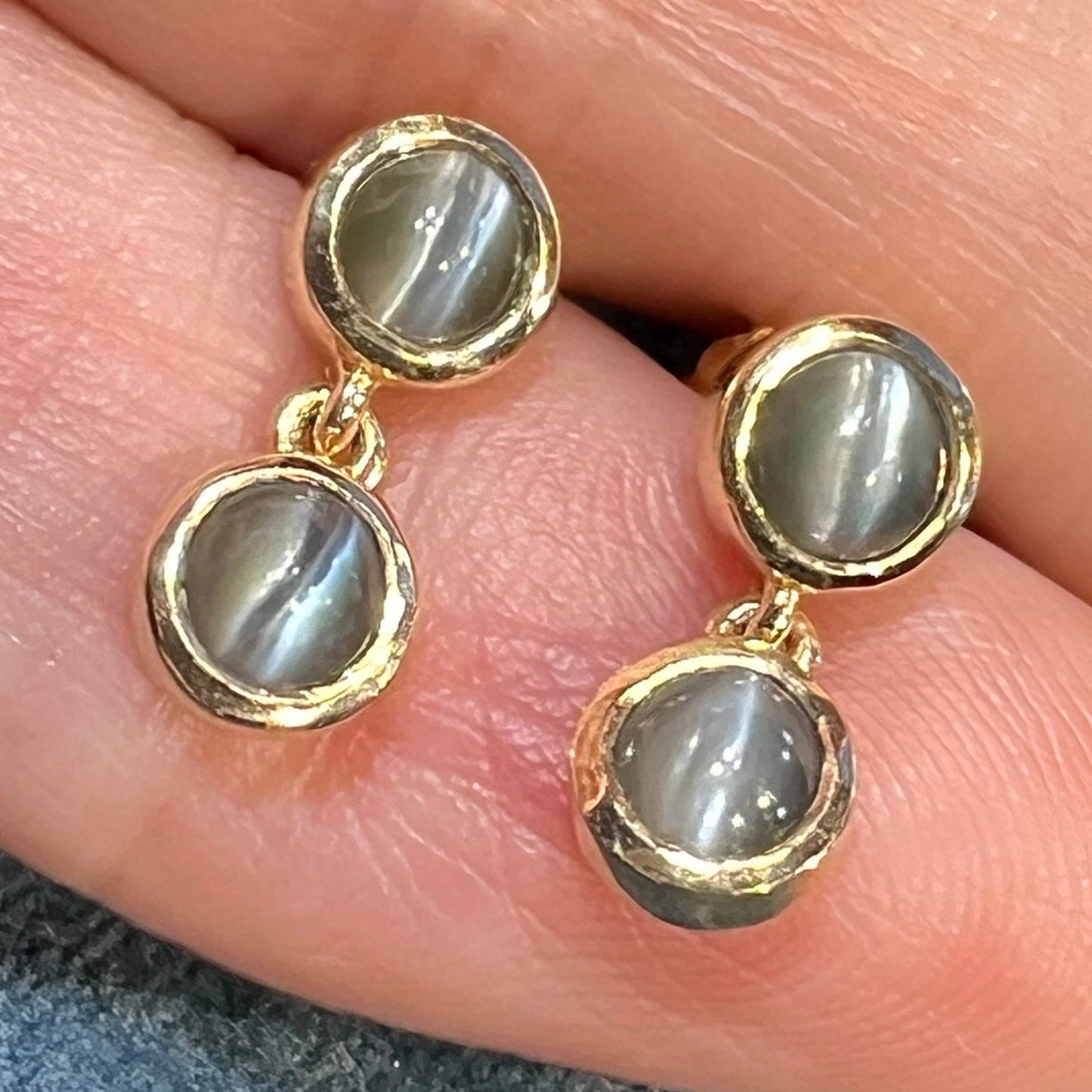 10k Gold Cats Eye Chrysoberyl Dangle Earrings. Tiny! *Video*