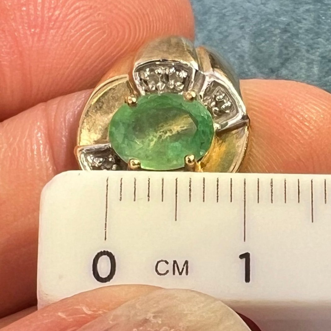 10k Gold Emerald Wide Signet Ring w Tiny Diamonds. Lotus Blossom