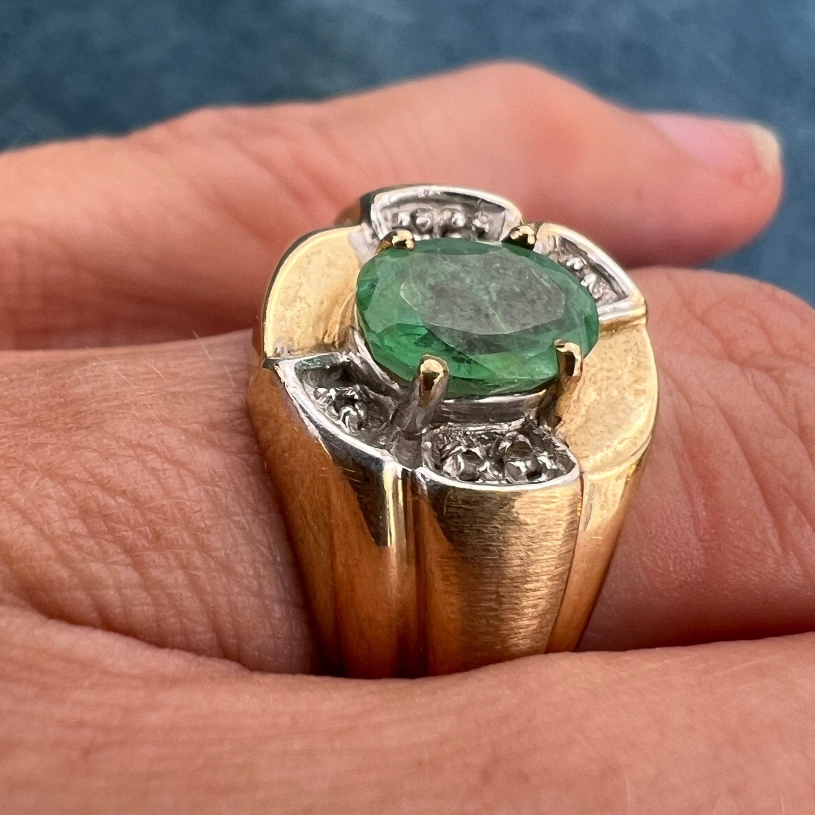 10k Gold Emerald Wide Signet Ring w Tiny Diamonds. Lotus Blossom