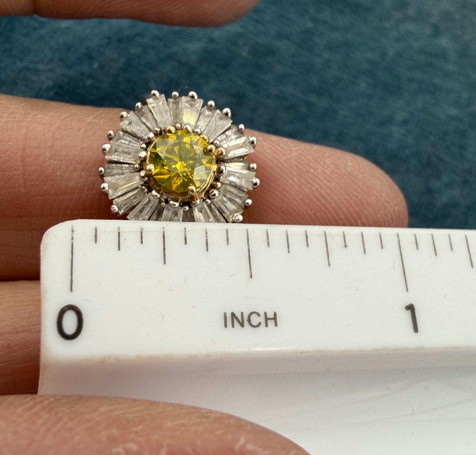 10k Gold Fancy Yellow + White Diamond Baguettes Daisy Ring *Video*