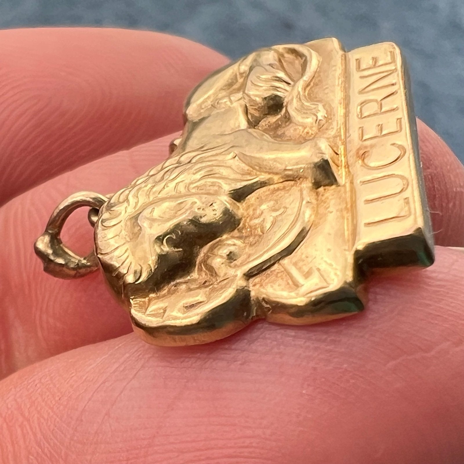 10k Gold Lion of Lucerne Pendant. Swiss Revolution Memorial