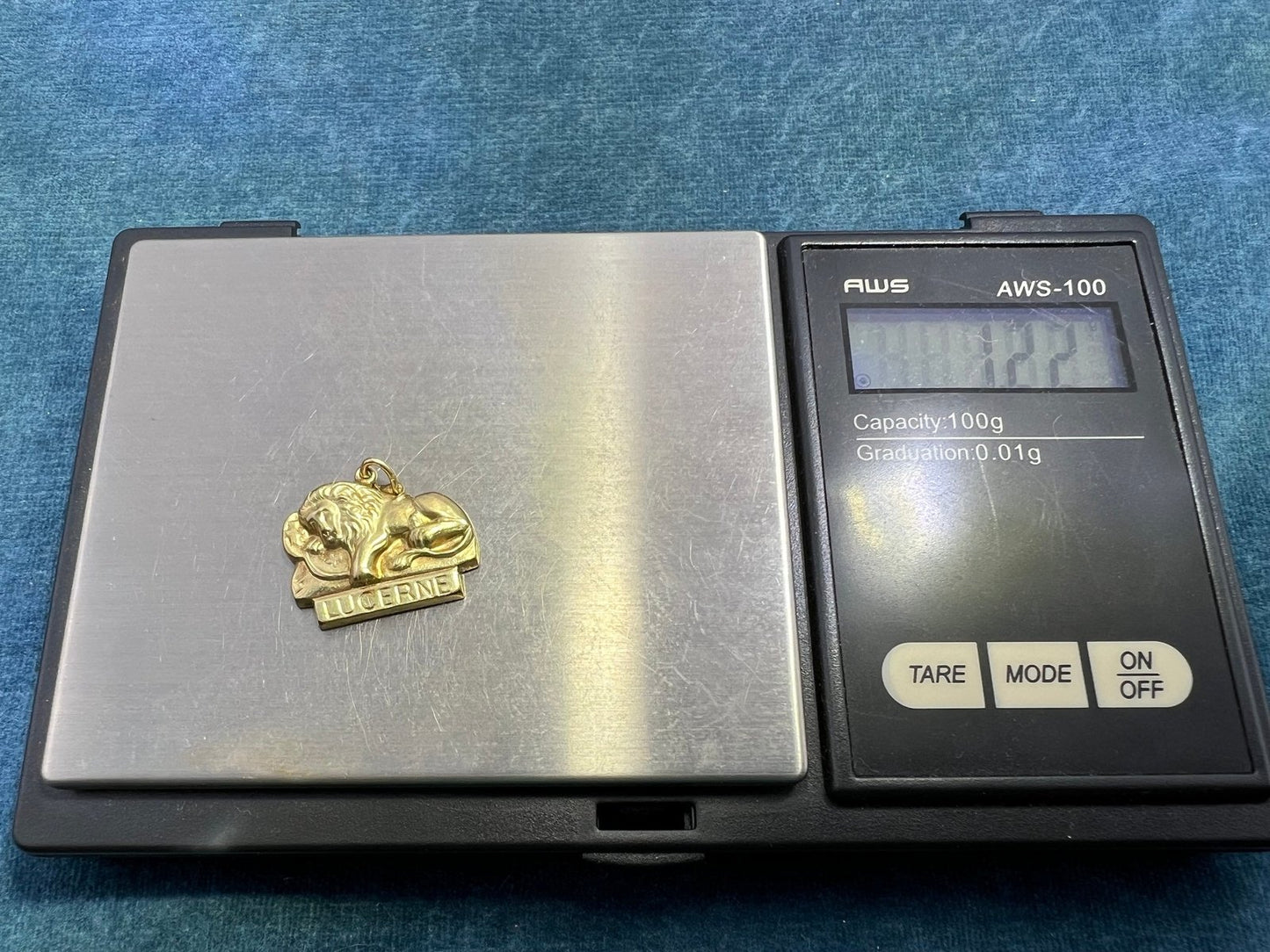 10k Gold Lion of Lucerne Pendant. Swiss Revolution Memorial