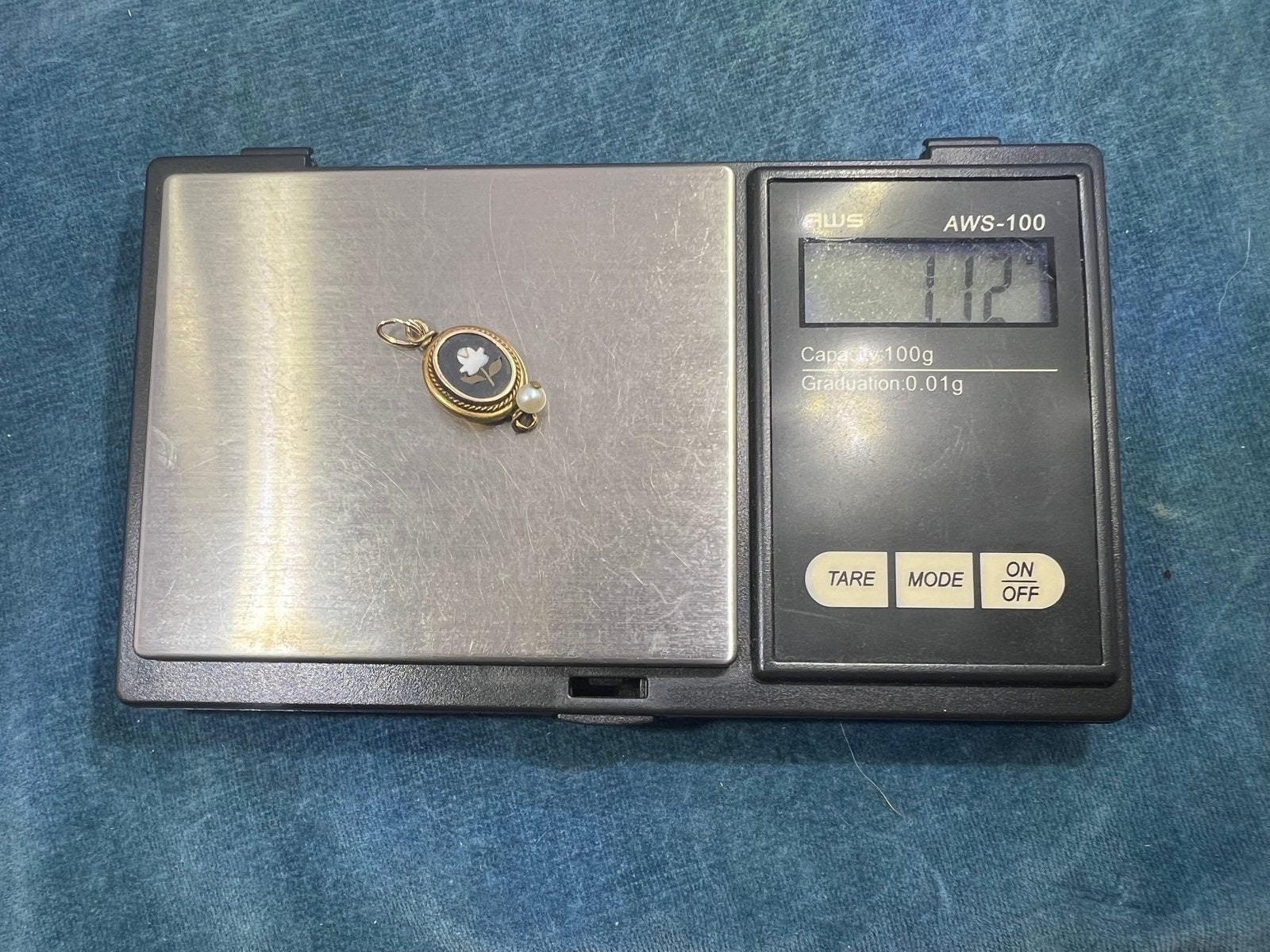 10k Gold Mosaic Italian Pietra Dura Flower Pendant w Pearl Dangle. 1"