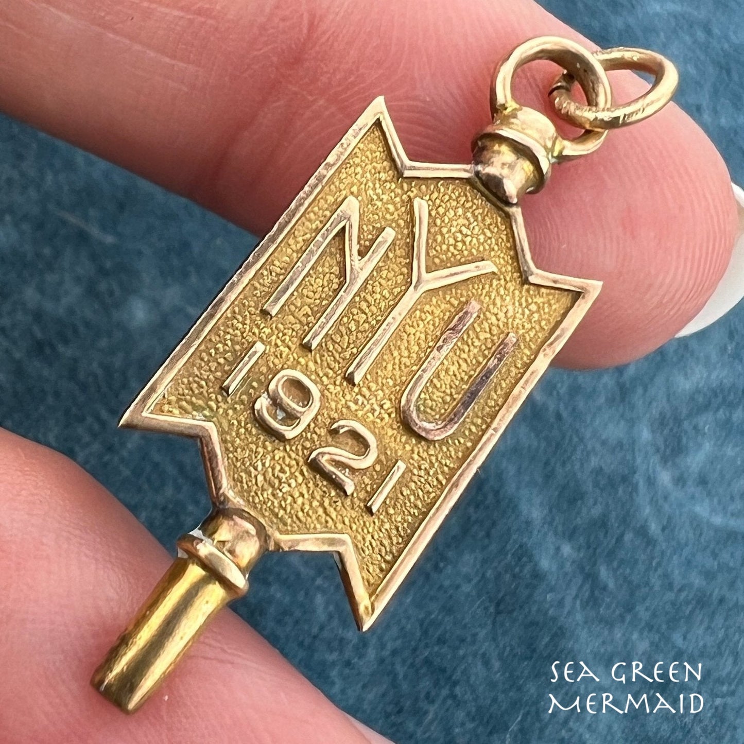 10k Gold NYU New York University Class Key Pendant. 1.3"