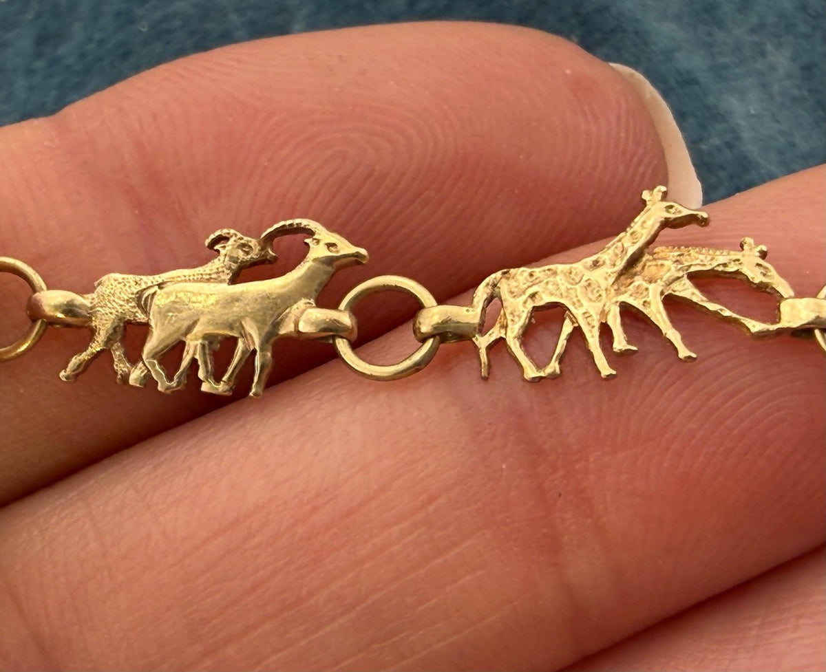 10k Gold Noah's Ark Bracelet. Lions Giraffes Elephants Tigers