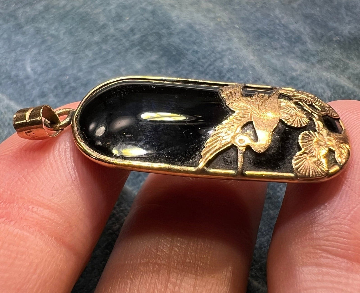 10k Gold Onyx Pendant w Japanese Crane in Katsura Tree