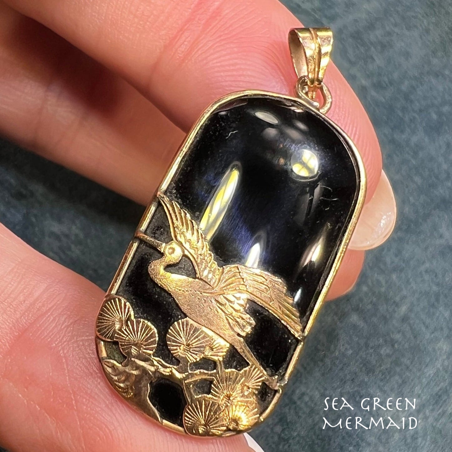 10k Gold Onyx Pendant w Japanese Crane in Katsura Tree