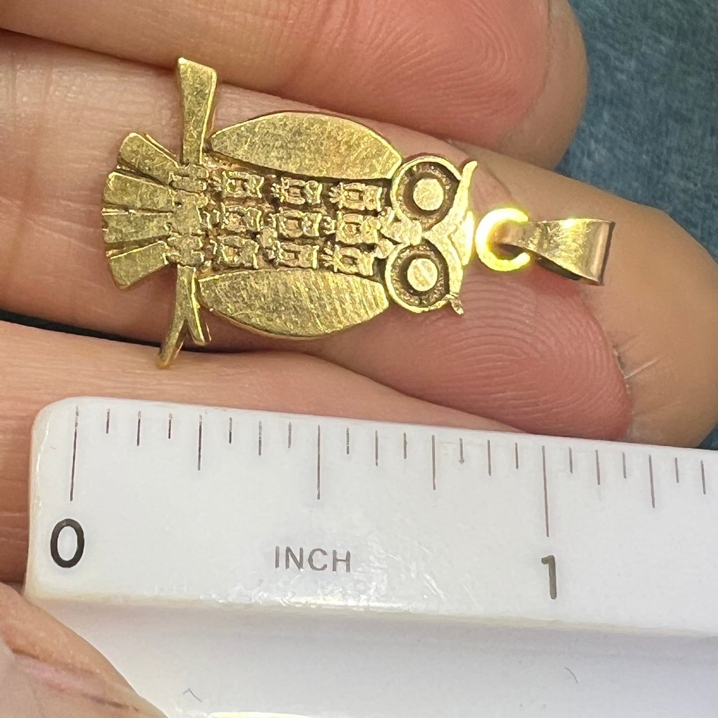 10k Gold Owl Mama or Daddy with Tiny Baby Owlets Inside. 1.2"