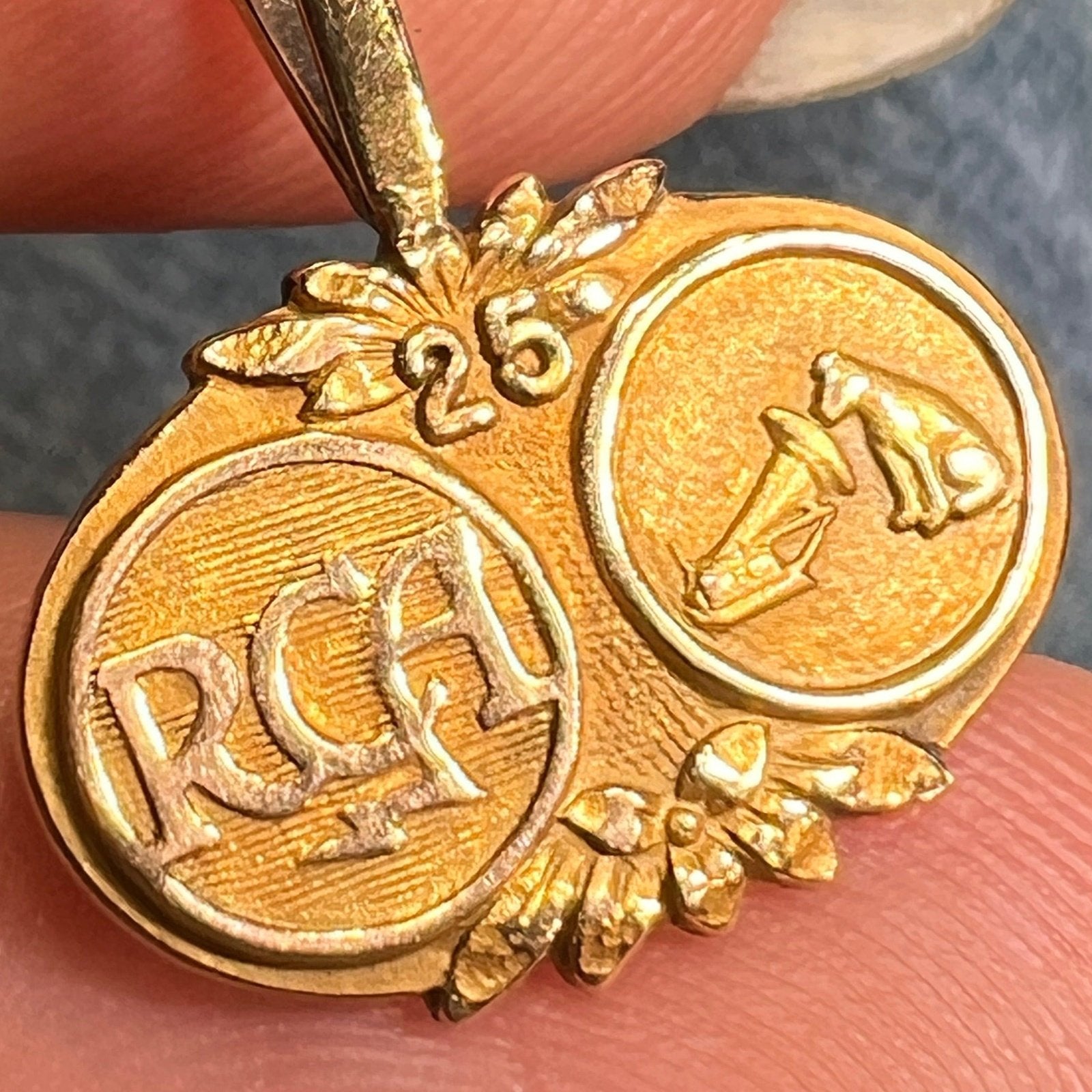 10k Gold RCA RECORDS Pendant w Dog + Phonograph *Rare* Tiny!