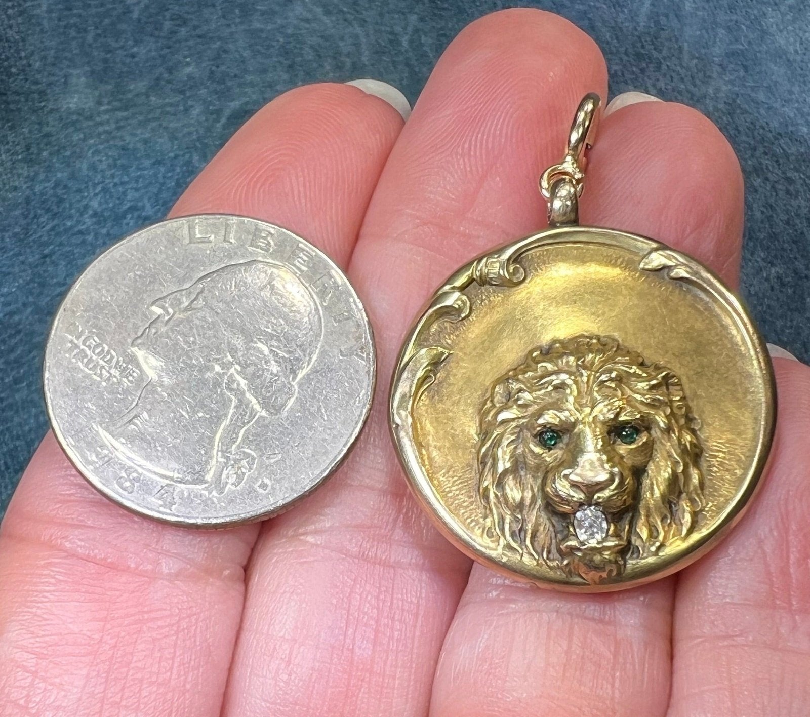 10k Gold Repousse LION Pendant w Diamond. Art Nouveau *Video*