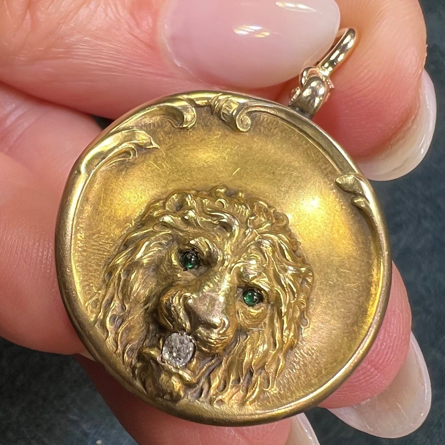 10k Gold Repousse LION Pendant w Diamond. Art Nouveau *Video*