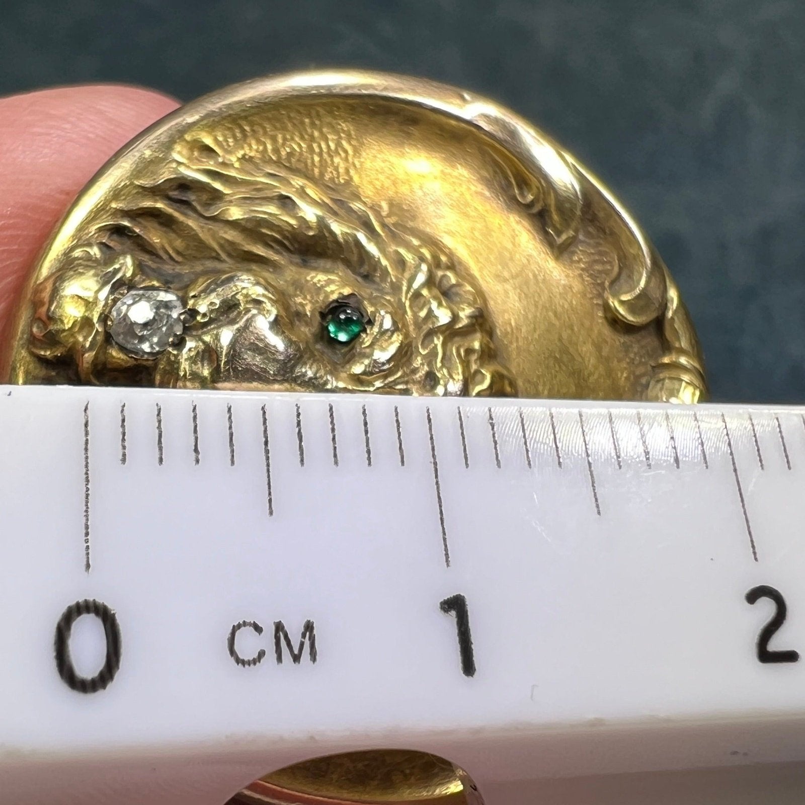 10k Gold Repousse LION Pendant w Diamond. Art Nouveau *Video*