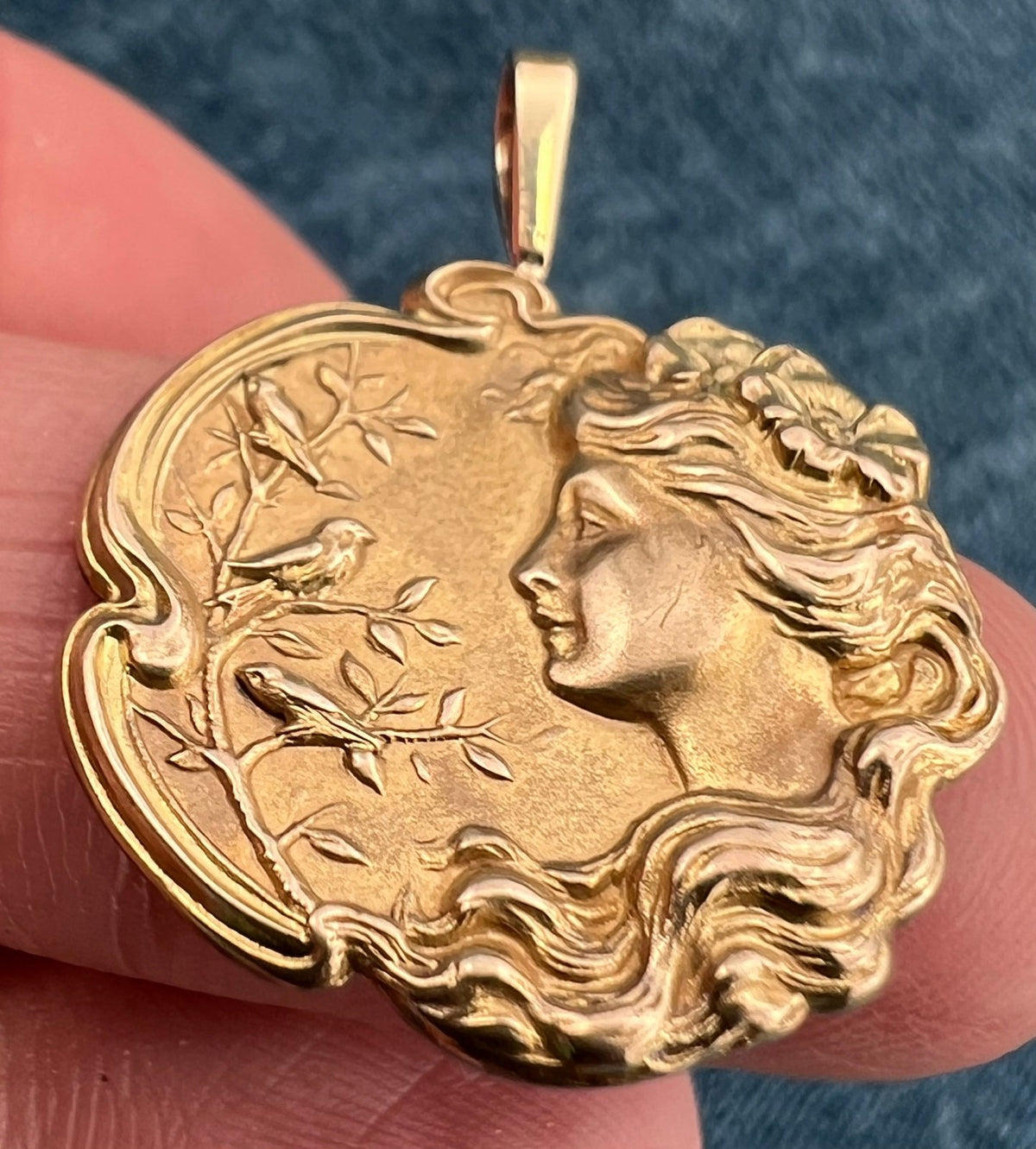10k Gold Repousse Maiden w 3 Birds Pendant. Art Nouveau. 1.1"