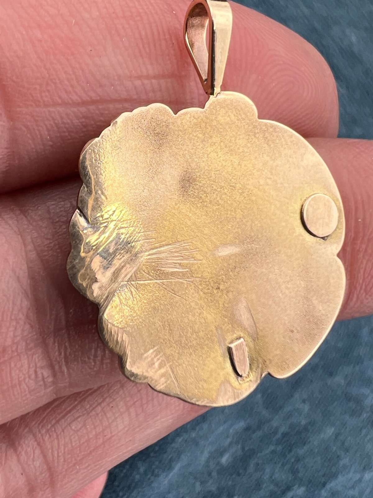 10k Gold Repousse Maiden w 3 Birds Pendant. Art Nouveau. 1.1"