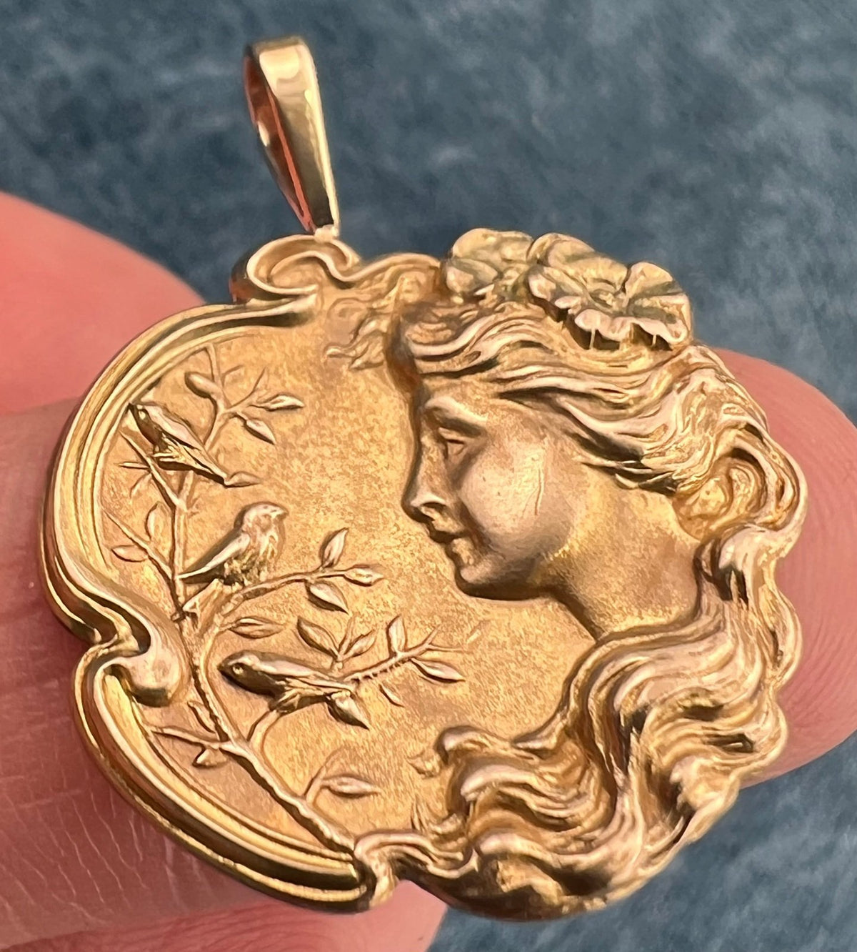 10k Gold Repousse Maiden w 3 Birds Pendant. Art Nouveau. 1.1"