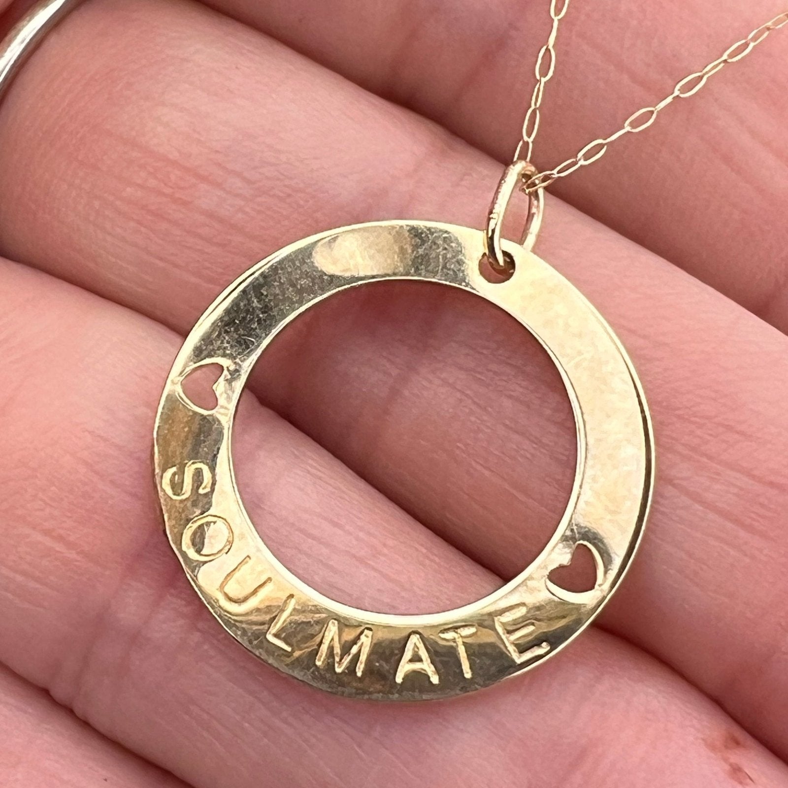 10k Gold SOULMATE Circle Pendant w Chain. Engravable 1"