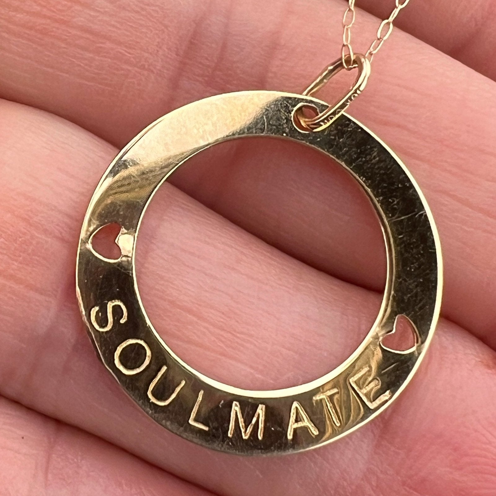 10k Gold SOULMATE Circle Pendant w Chain. Engravable 1"