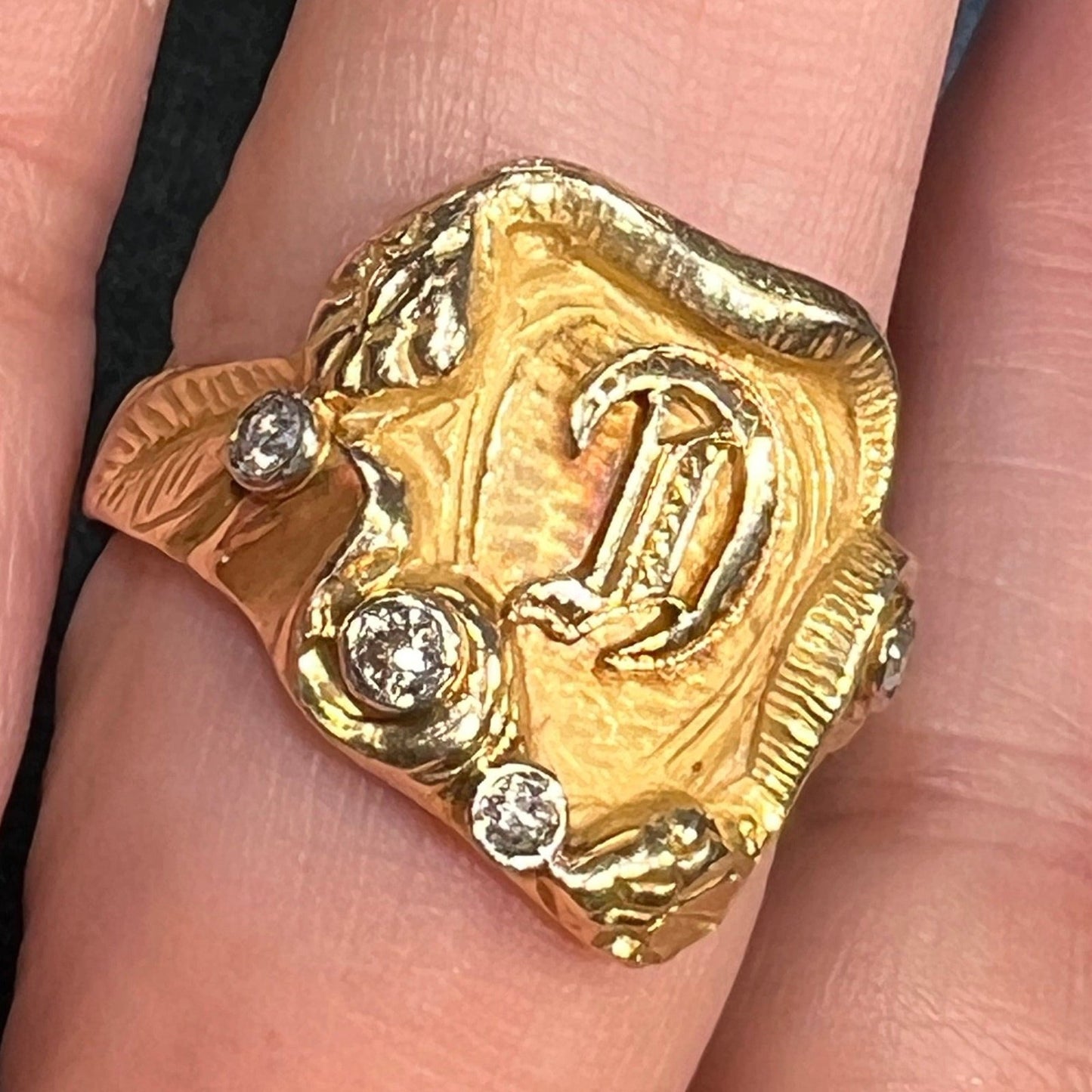 10k Gold Signet Ring w Snake Shoulders + Rose Diamonds *Video*