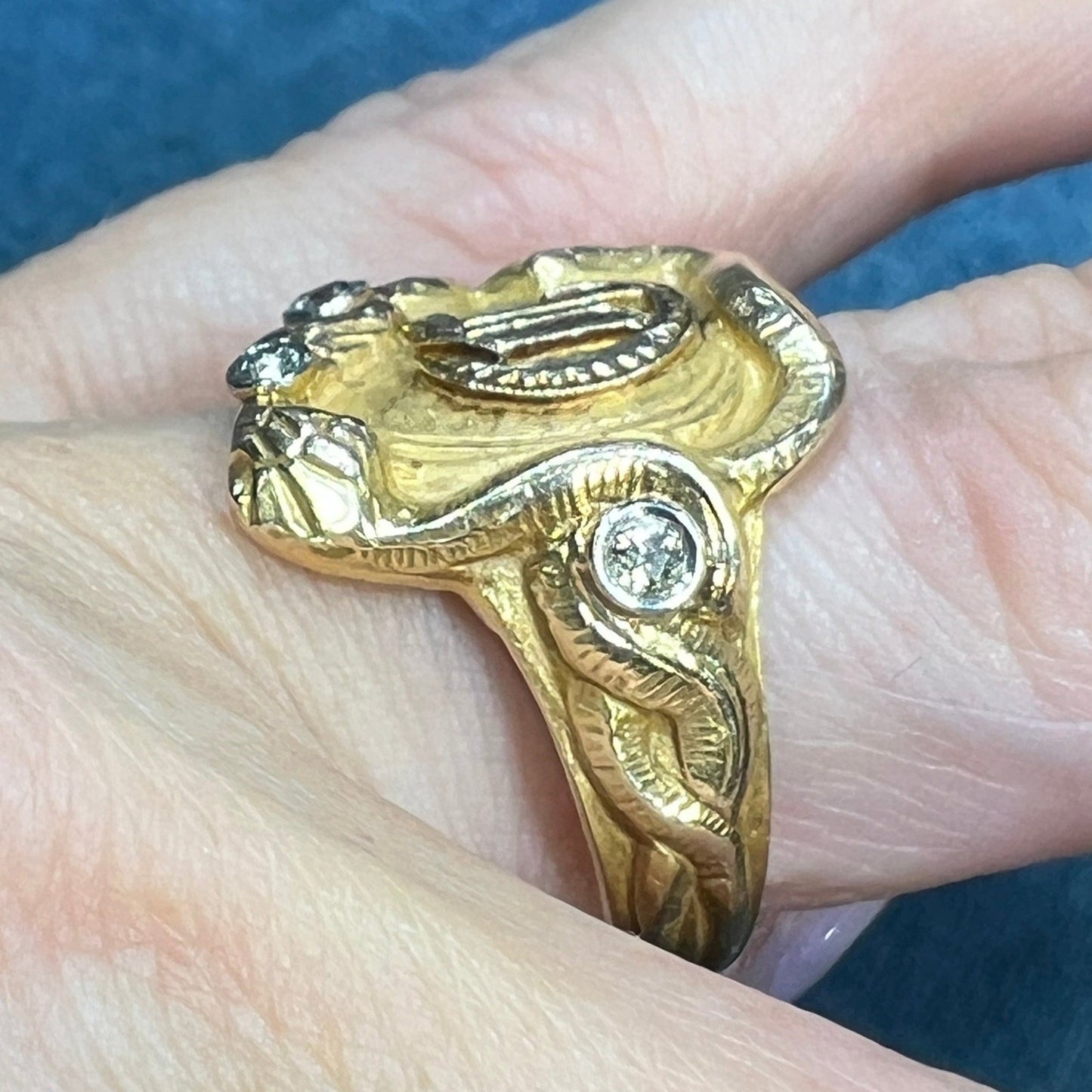 10k Gold Signet Ring w Snake Shoulders + Rose Diamonds *Video*