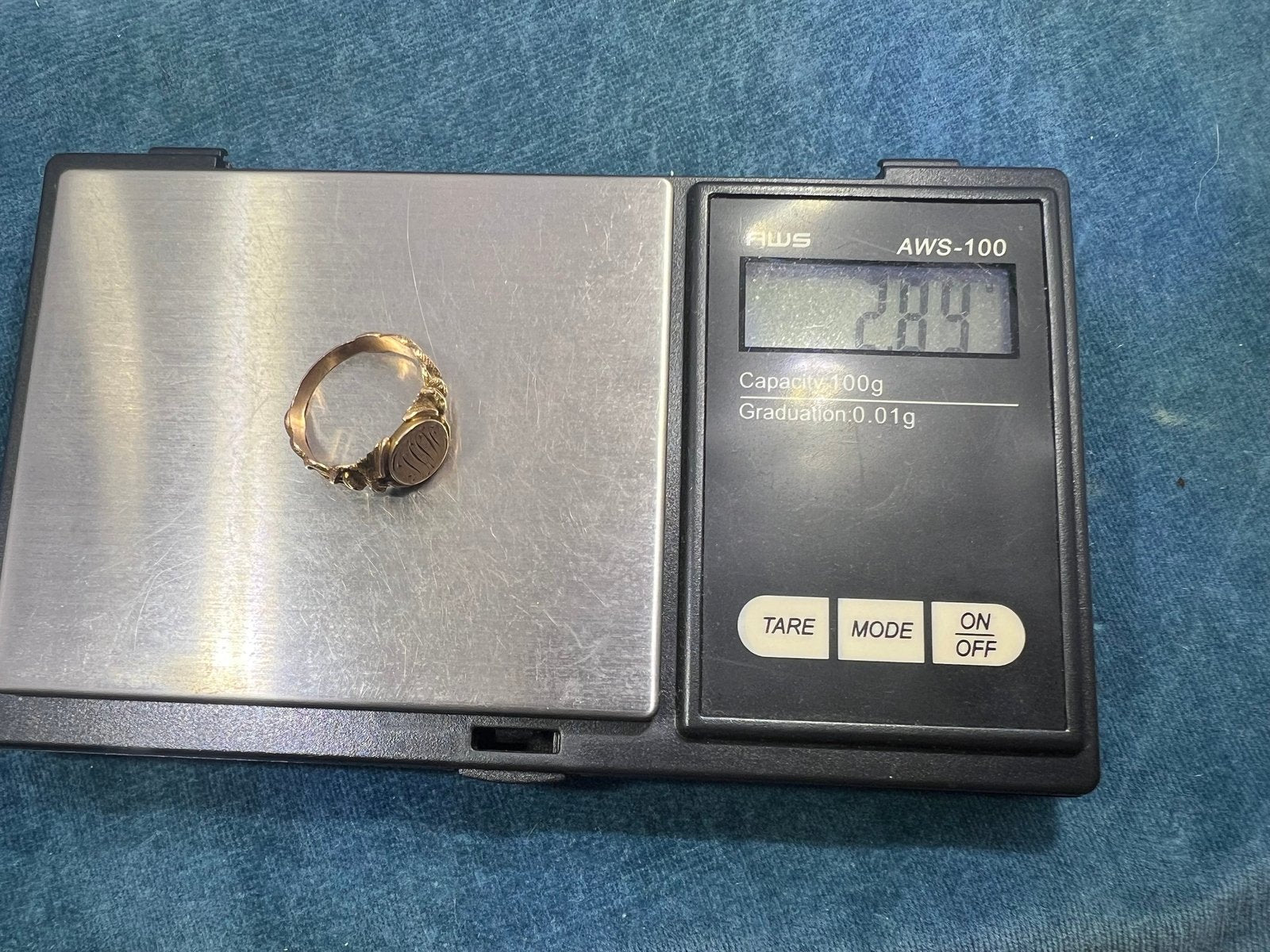 10k Gold Signet Shield Ring w Twined Snake Serpent Shoulders