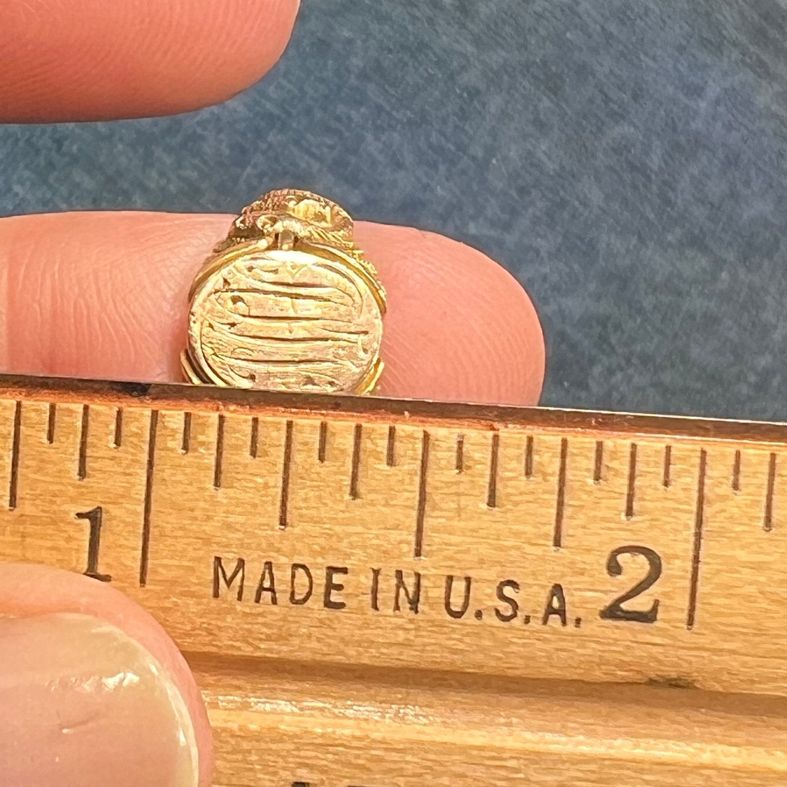 10k Gold Signet Shield Ring w Twined Snake Serpent Shoulders