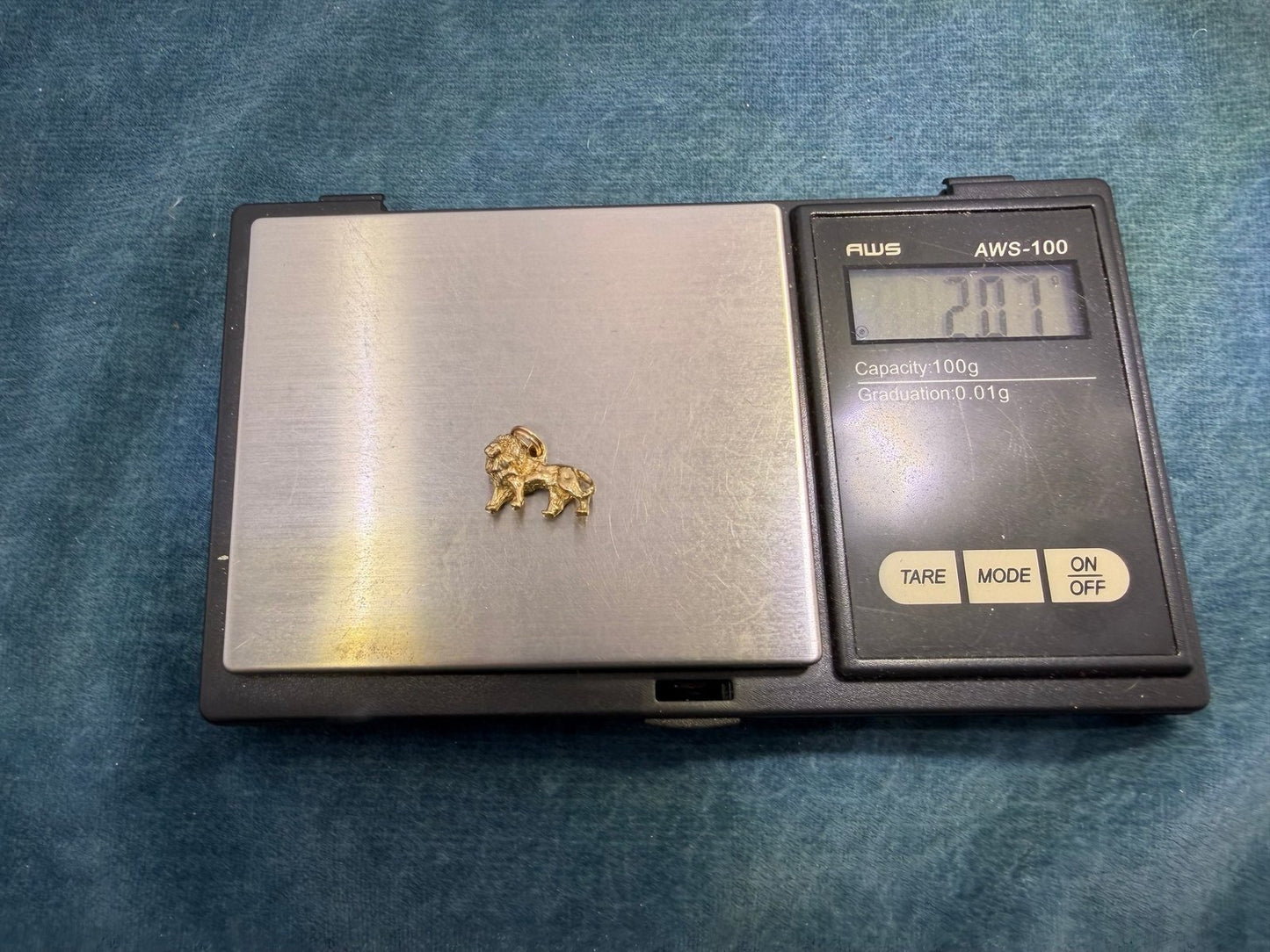 10k Gold Standing Lion Pendant. 3-D Victorian Watch Fob