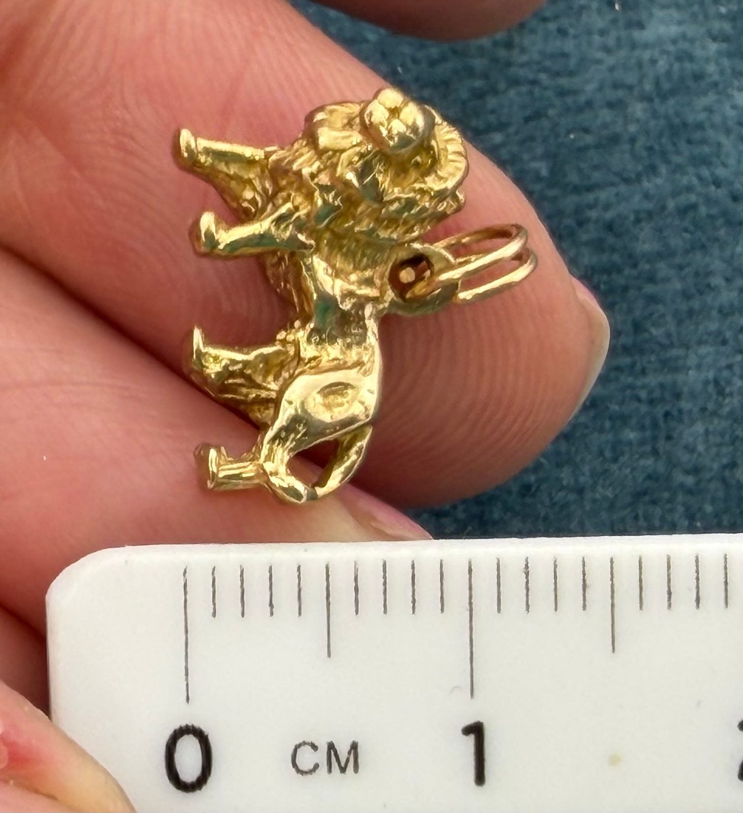 10k Gold Standing Lion Pendant. 3-D Victorian Watch Fob