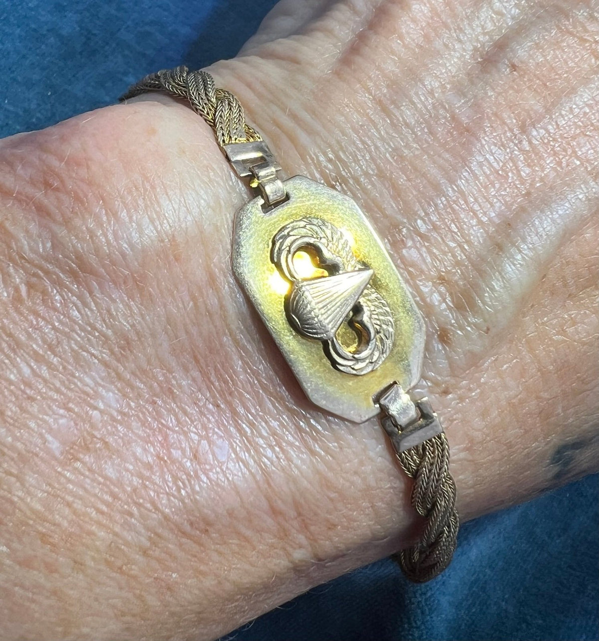 10k Gold Woven Bracelet w Tassle Lariat Clasp. WW II Paratroopers