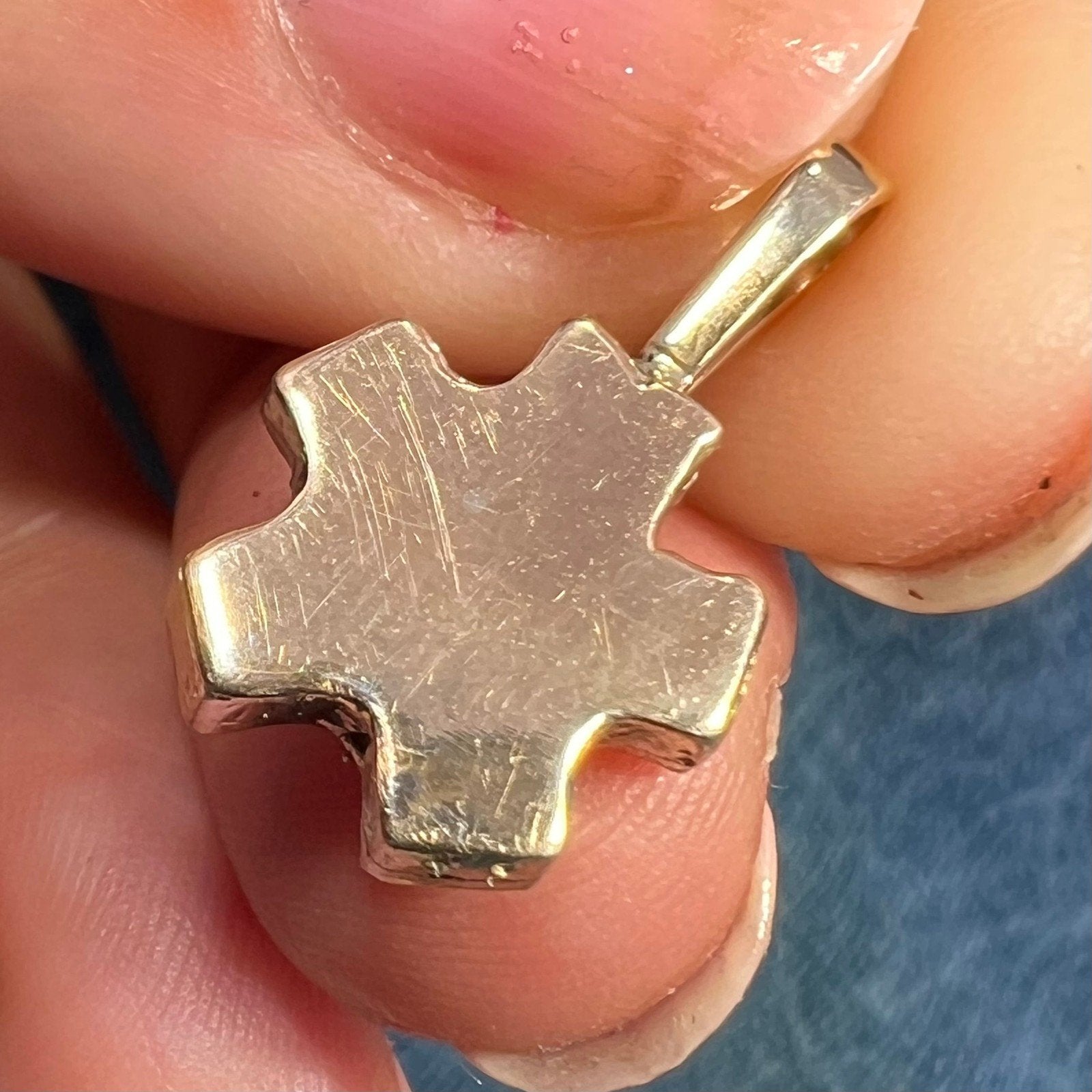 10k White Gold Turquoise Daisy Flower Pendant w Rose-Cut Fancy Diamonds