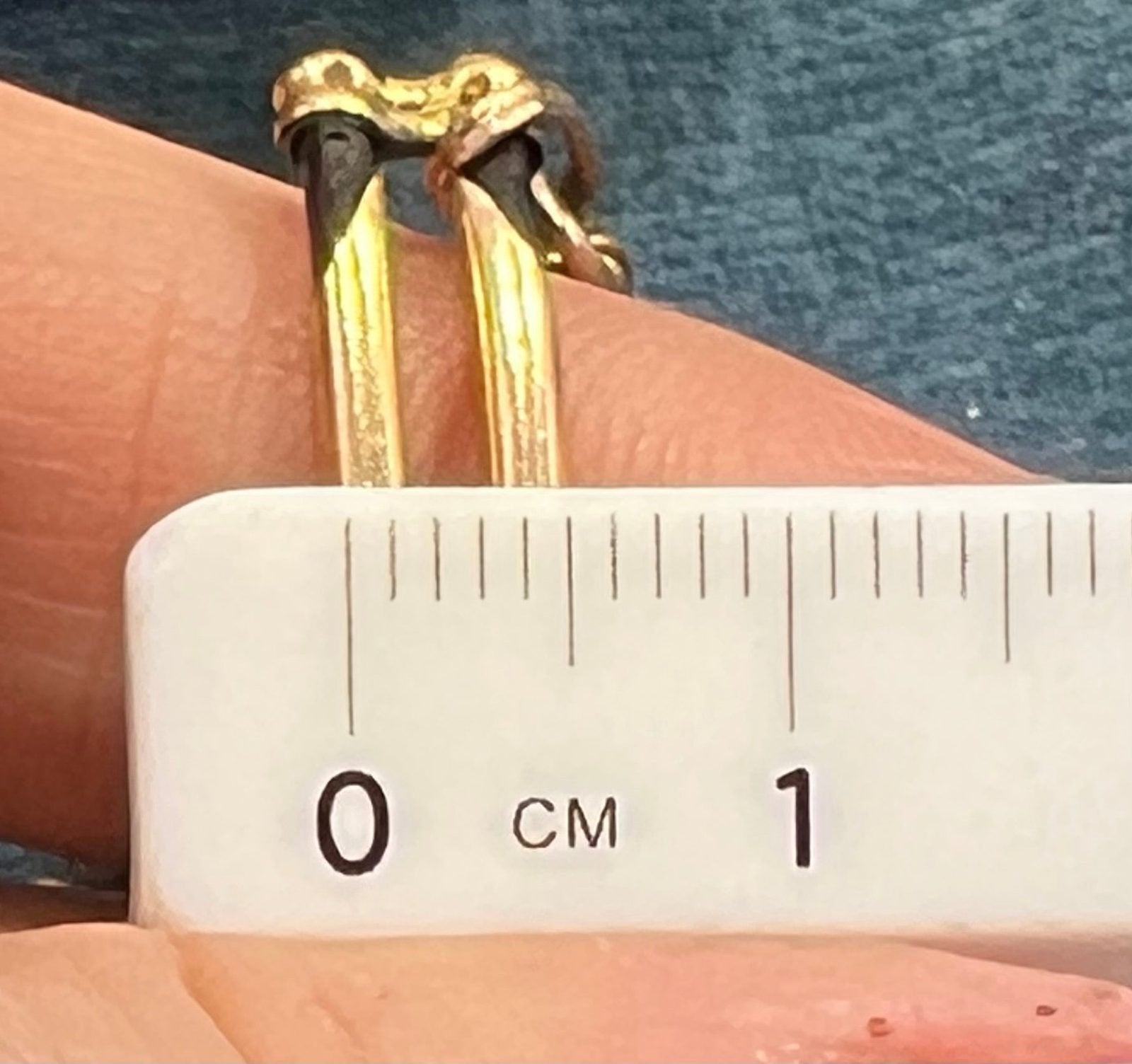 10k Yellow Gold 2 Row Black Leather Bracelet. Antique