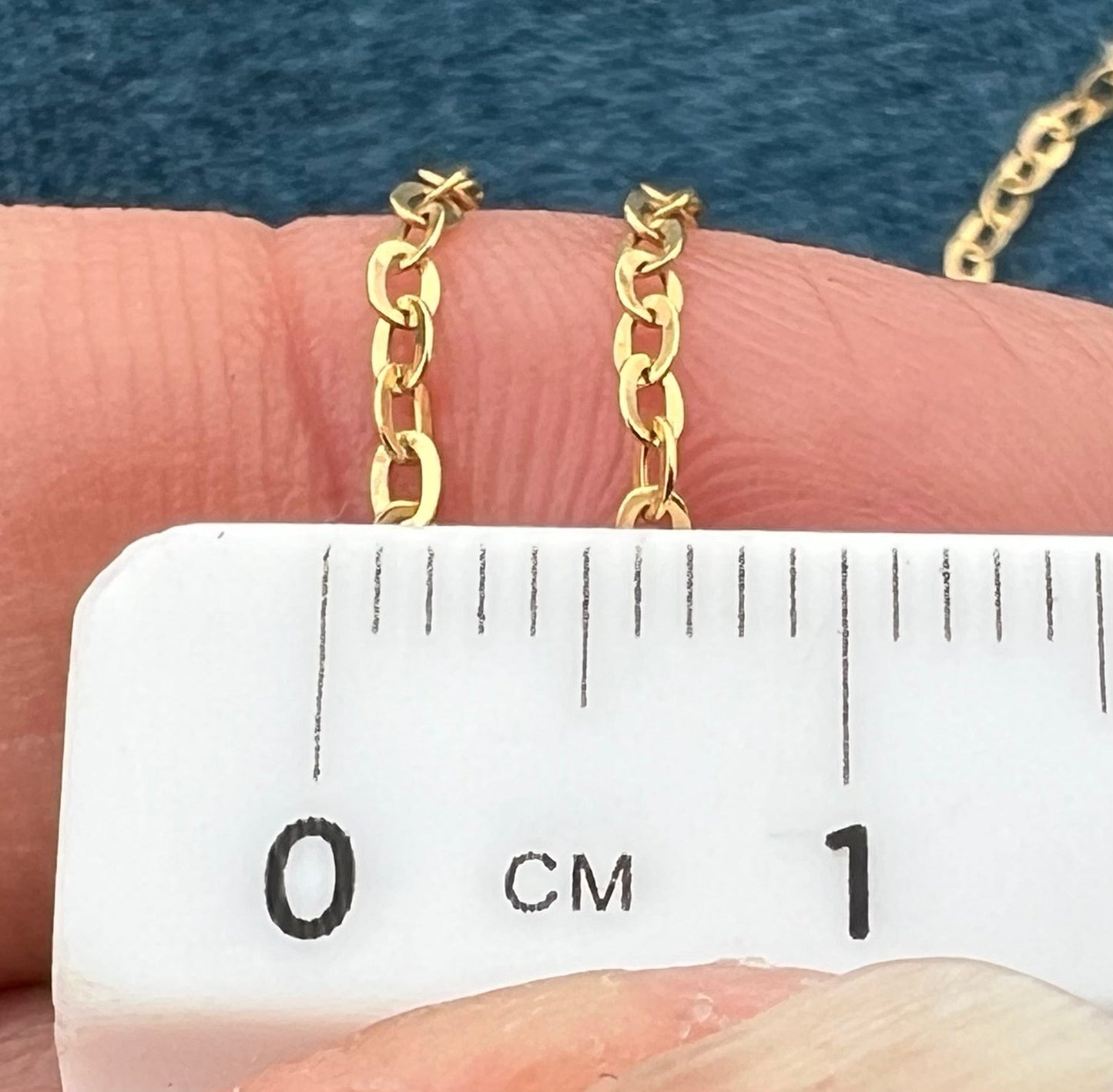 10k Yellow Gold 4 Love Knot Station Chain Necklace. Milor Italy