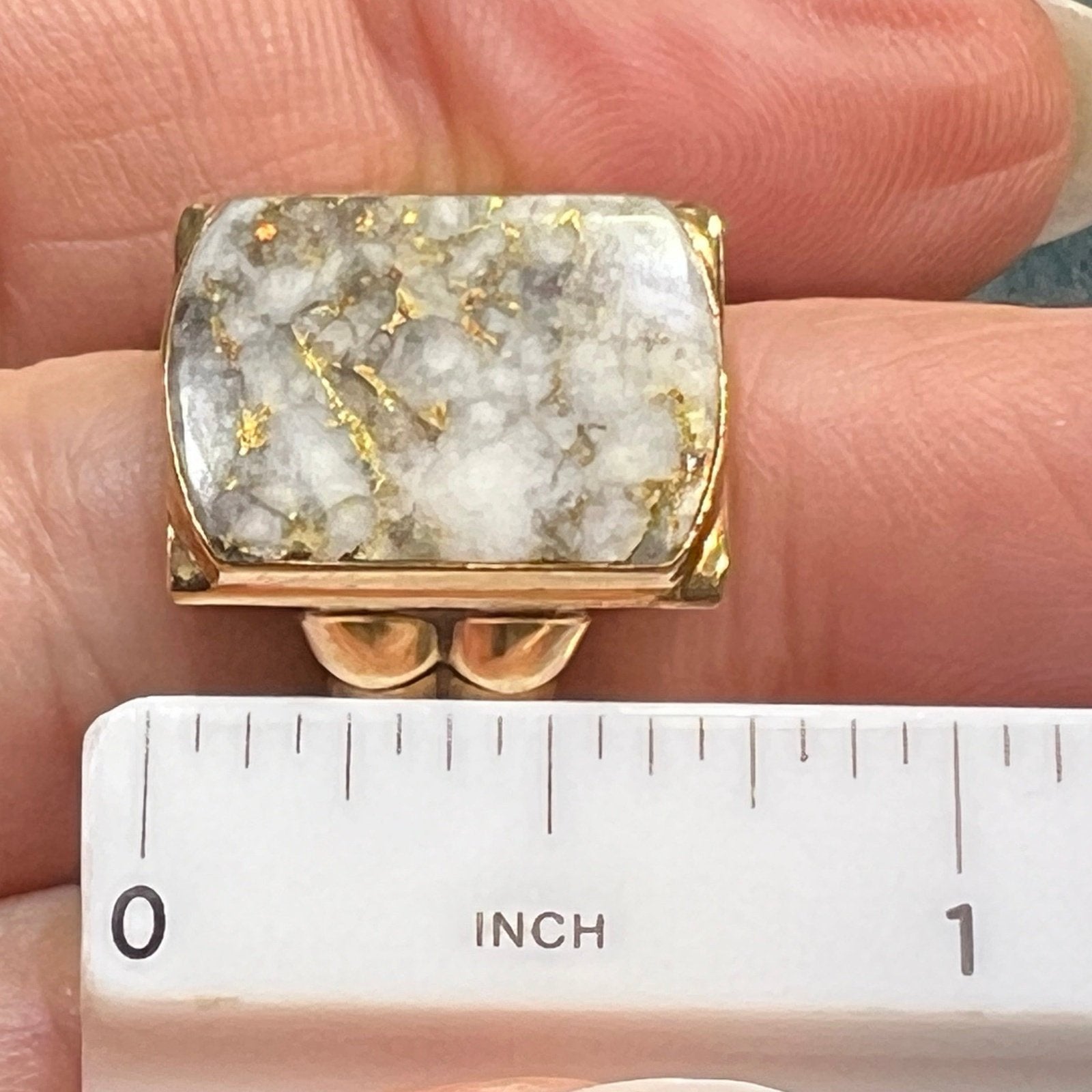 10k Yellow Gold Alaskan Gold in Quartz 24k Vein Ore Ring. Signet Style