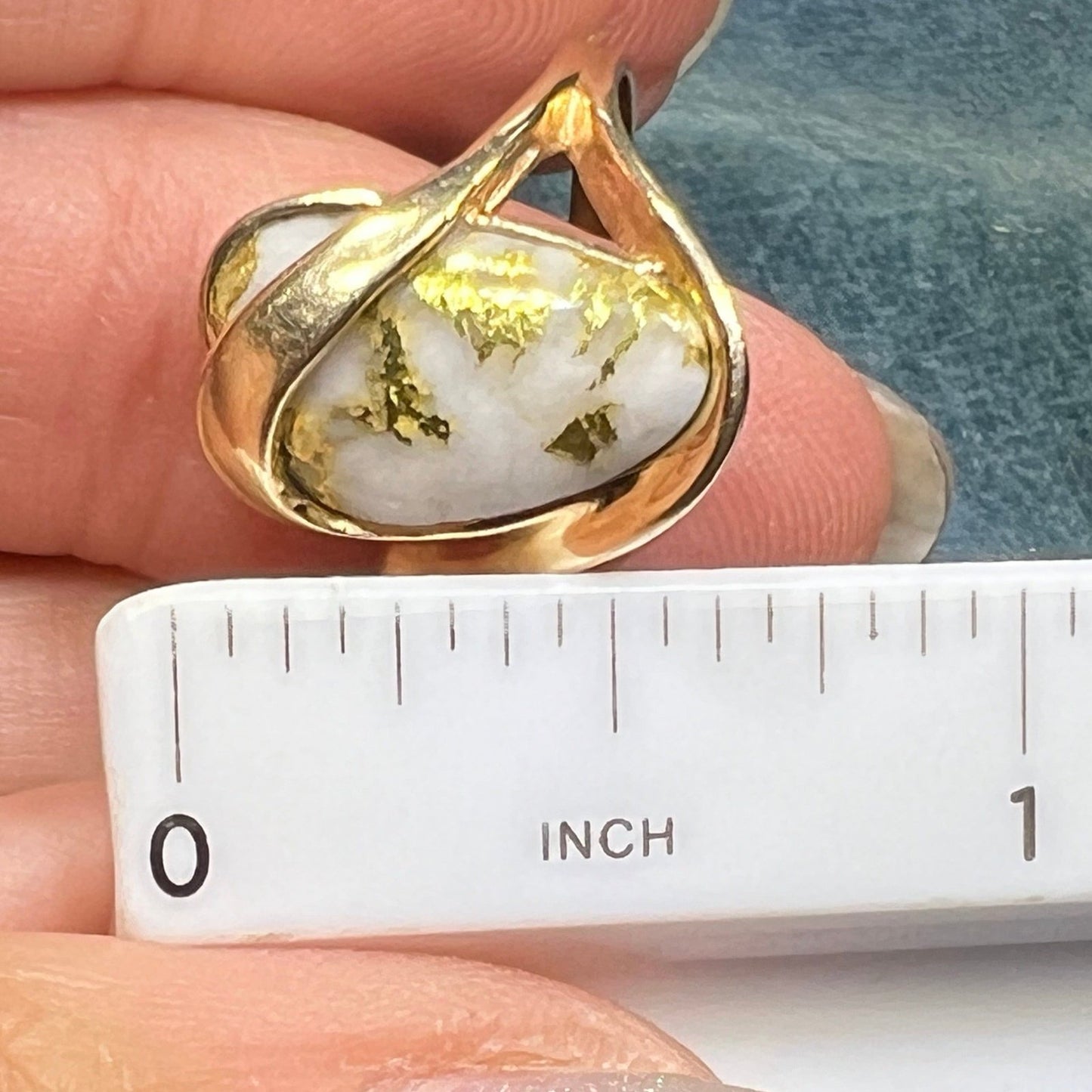 10k Yellow Gold Alaskan Gold in Quartz 24k Vein Ore Ring. 2/3" + 5g