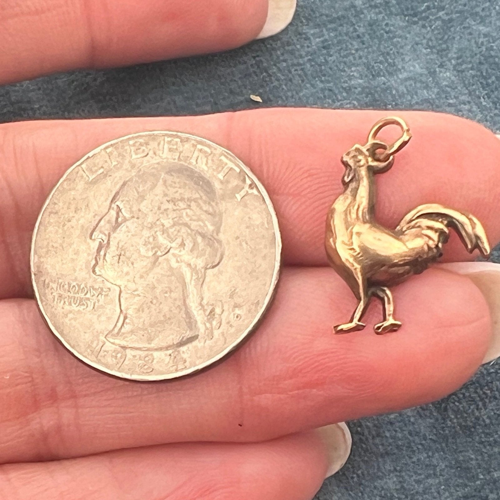 10k Yellow Gold Antique Cocky Rooster Charm Pendant