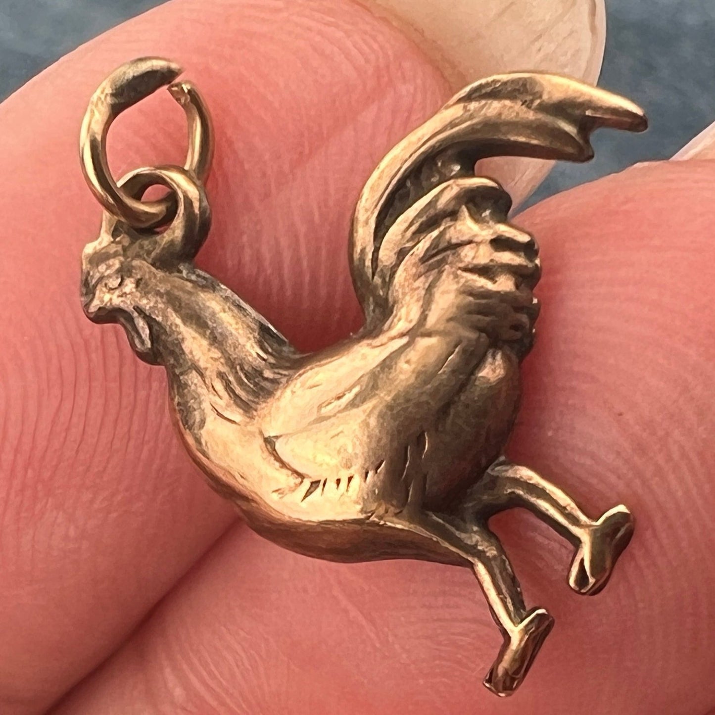 10k Yellow Gold Antique Cocky Rooster Charm Pendant